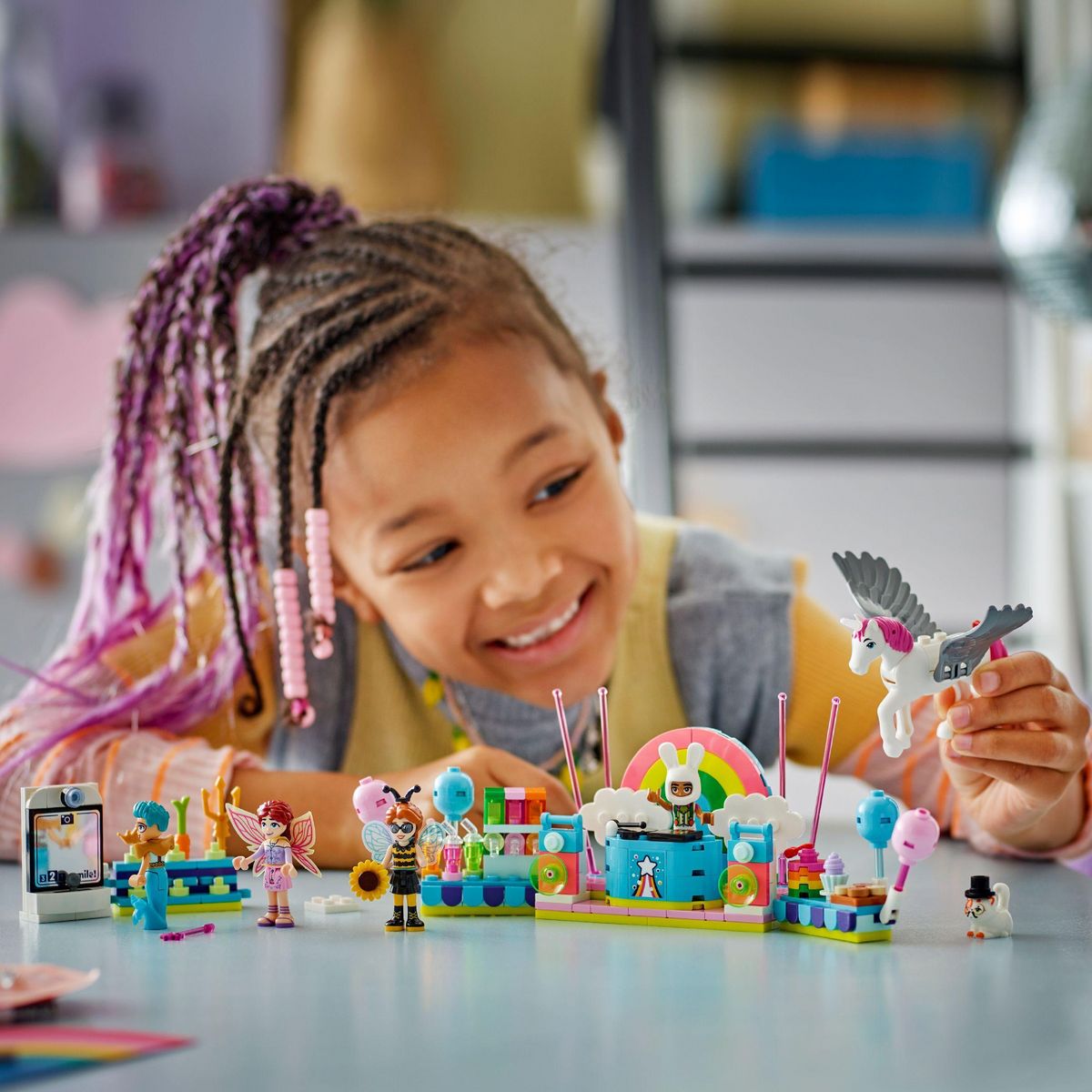 LEGO Friends 42661 - Soiree deguisee avec une Licorne et une Fee