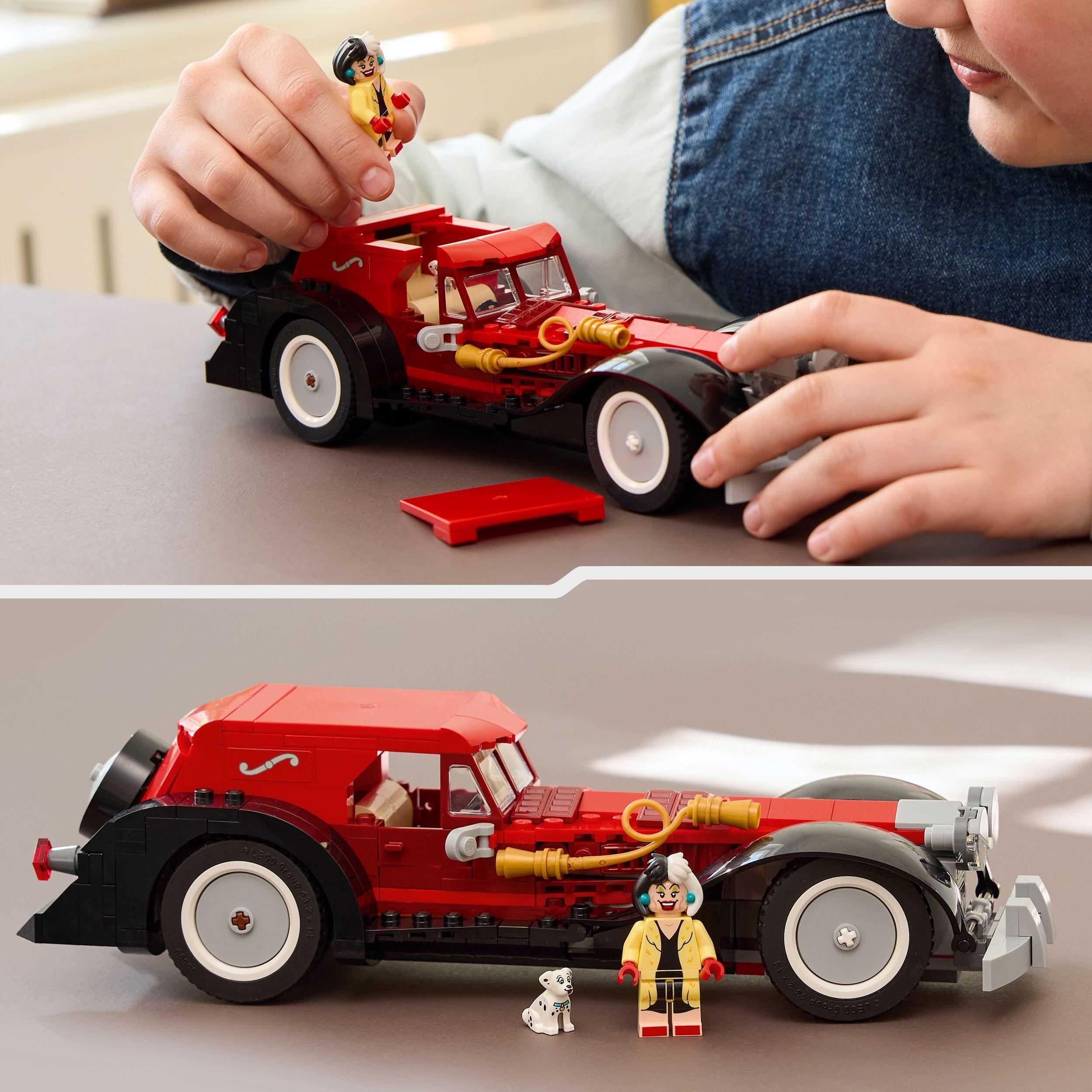 Voir la diapositive 6 : LEGO Disney 43277 La Voiture de Cruella d’Enfer - Jeu de Construction dès 9 ans - Chien