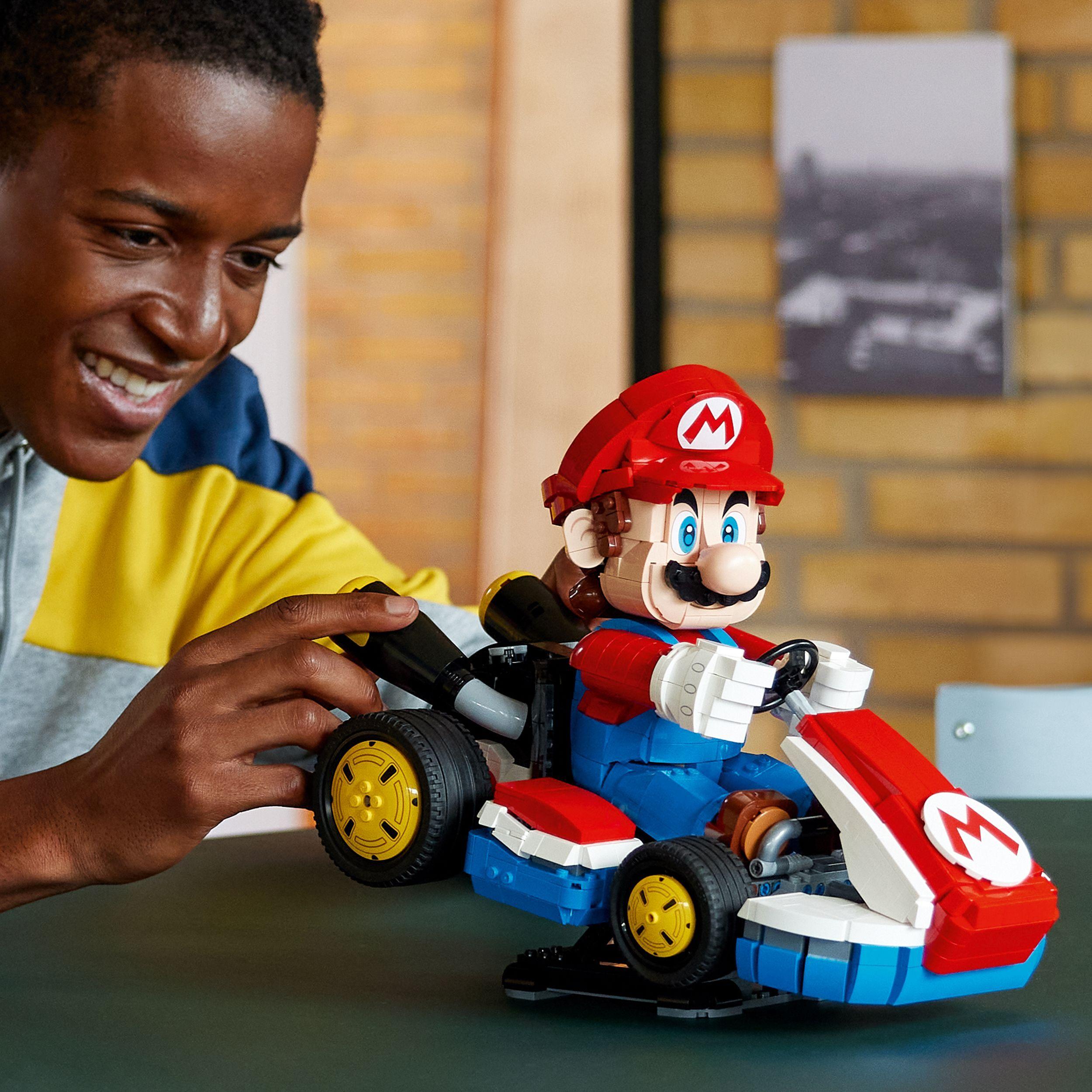 Voir la diapositive 7 : LEGO Mario Kart 72037 Mario Et Kart Standard - Set De Construction Pour Adulte – Figurine