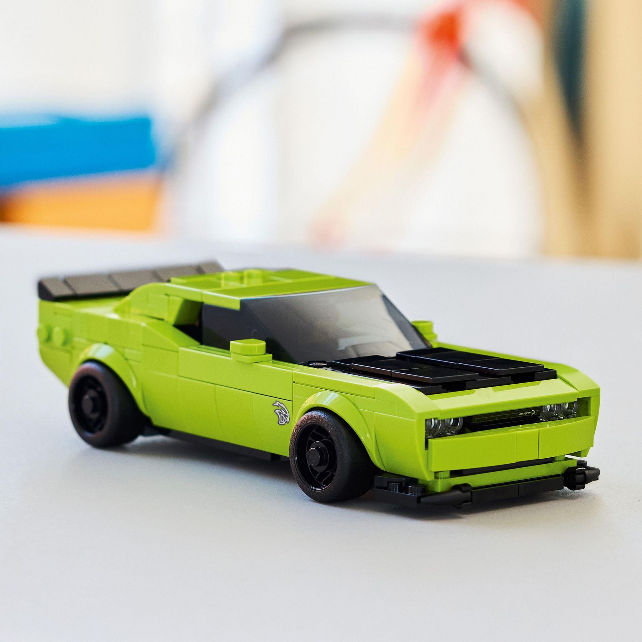 Voir la diapositive 6 : LEGO Speed Champions 77237 - Voiture de Sport Dodge Challenger SRT Hellcat