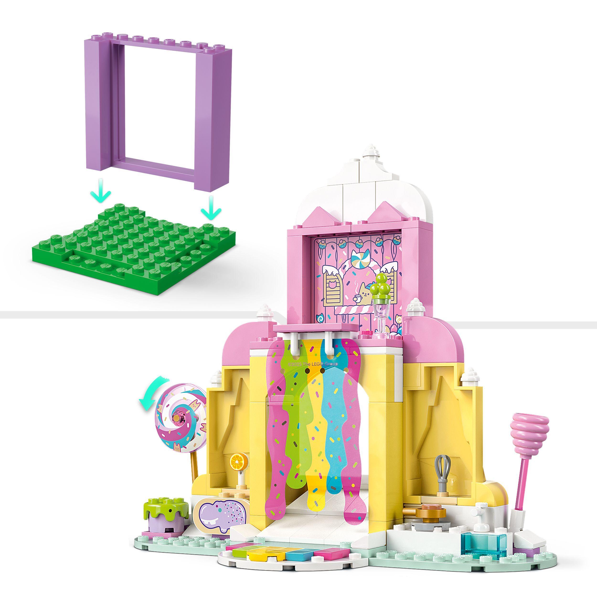 Voir la diapositive 4 : LEGO Gabby et la Maison Magique 11205 La Montagne de Friandises et le Jardin de Fée Minette