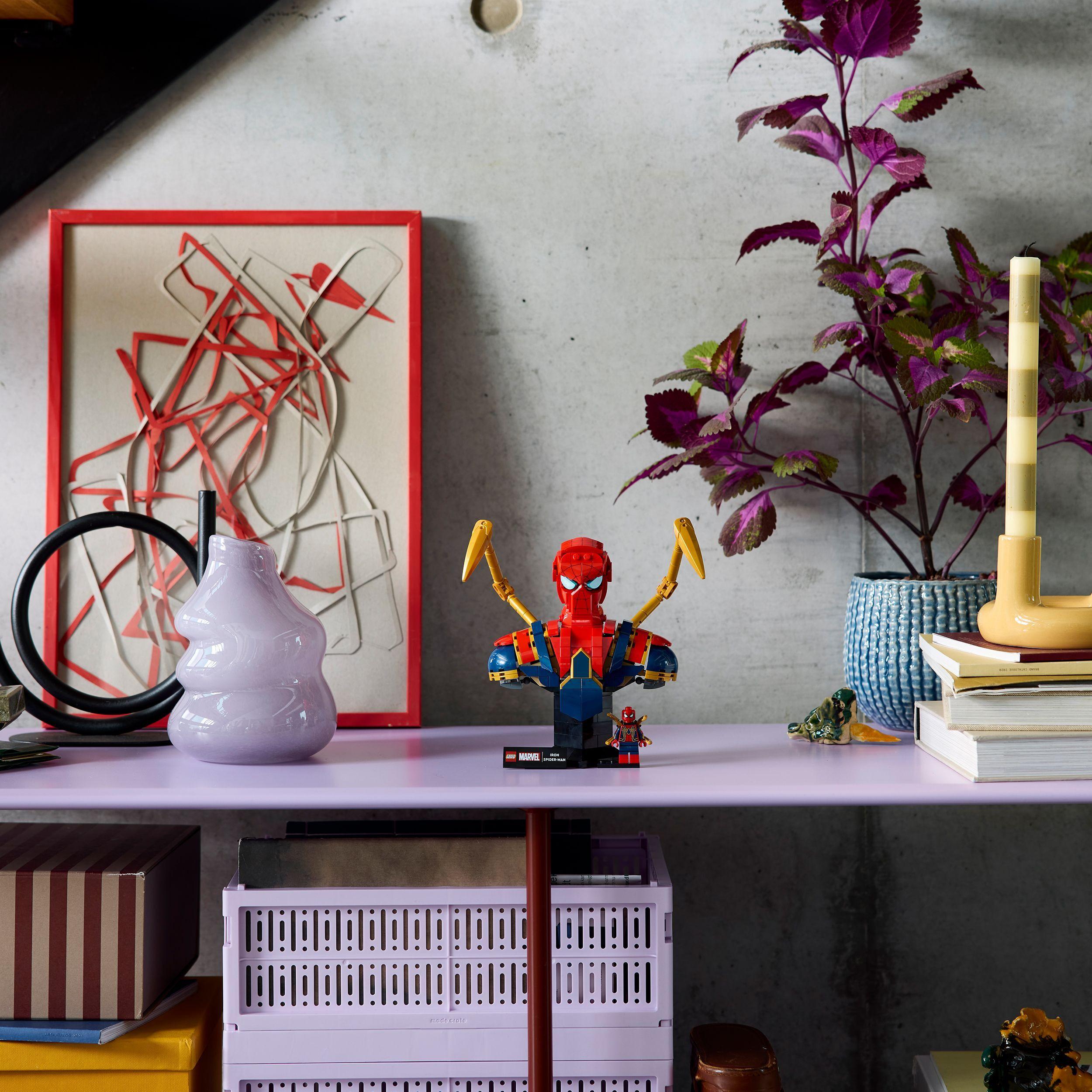 Voir la diapositive 4 : LEGO Marvel 76326 Buste d’Iron Spider-Man - Set de Construction Collector pour Adulte
