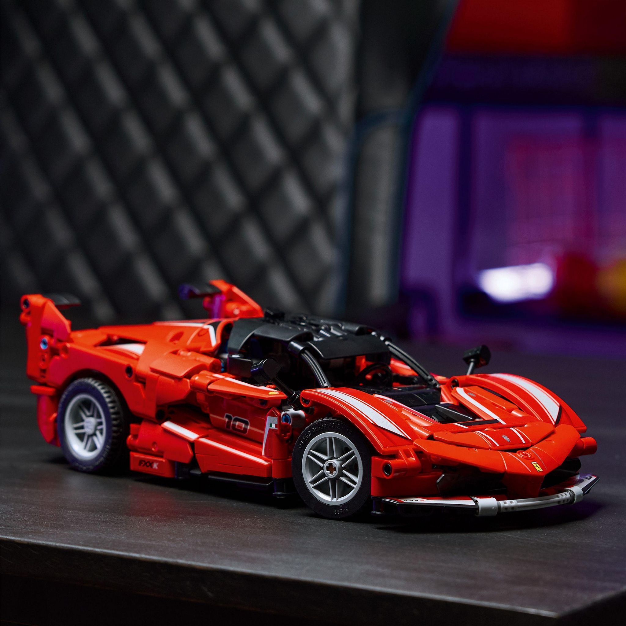 Voir la diapositive 6 : LEGO Technic 42212 - Ferrari FXX K