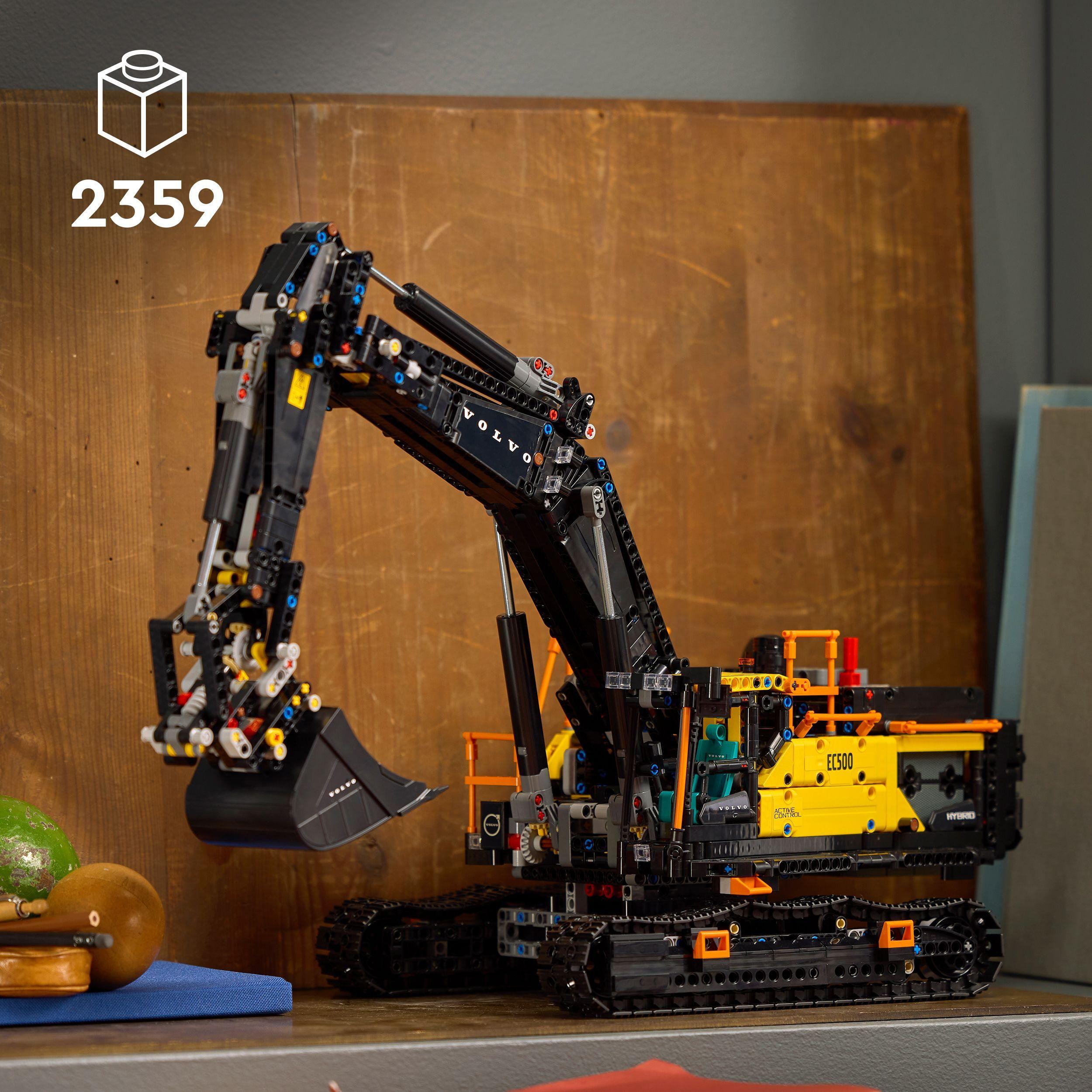 Voir la diapositive 3 : LEGO Technic 42215 Pelleteuse Volvo EC500 Hybride - Set de Construction pour Adulte - Déco