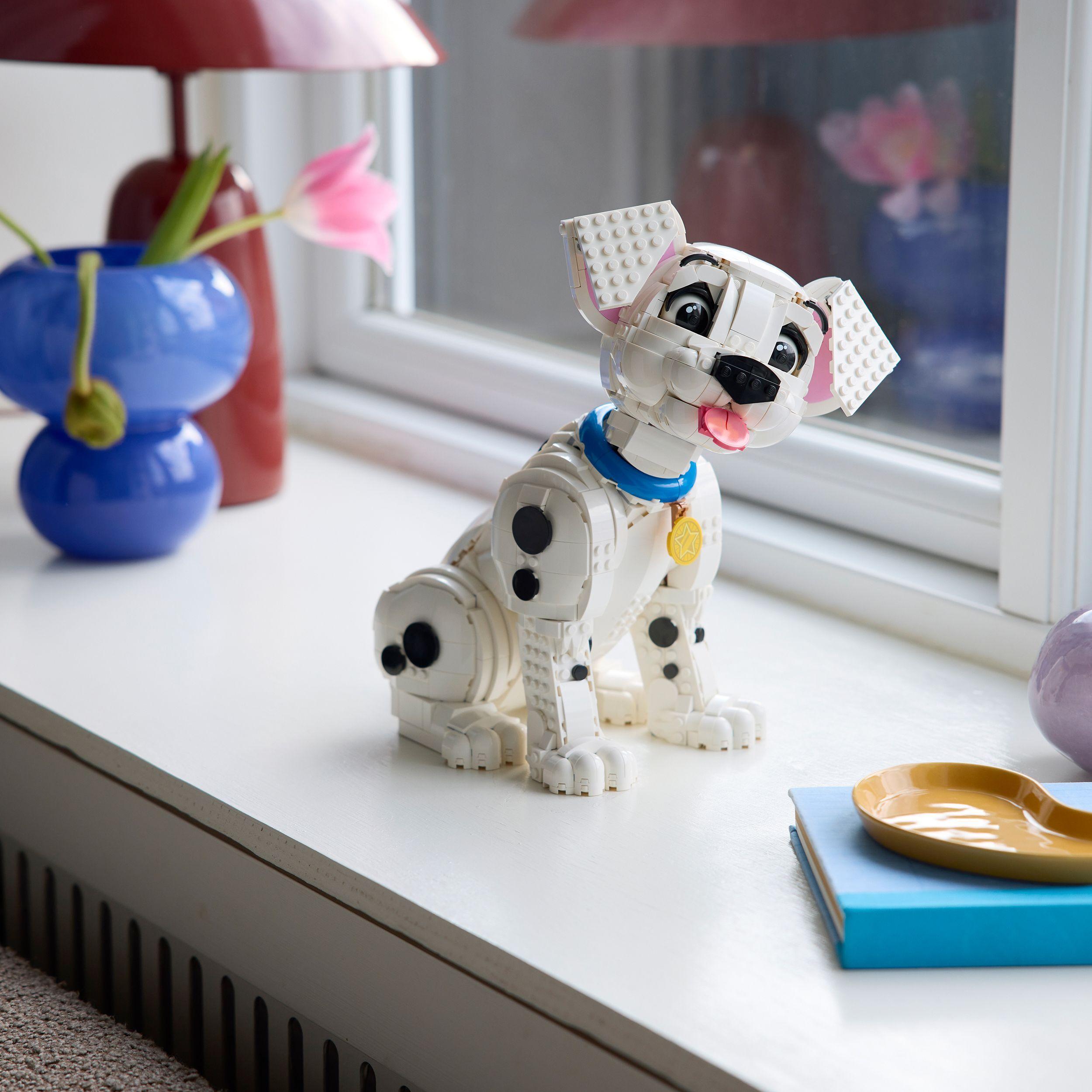 Voir la diapositive 4 : LEGO Disney 43269 Le Chiot des 101 Dalmatiens - Set de Construction Adulte avec Chien