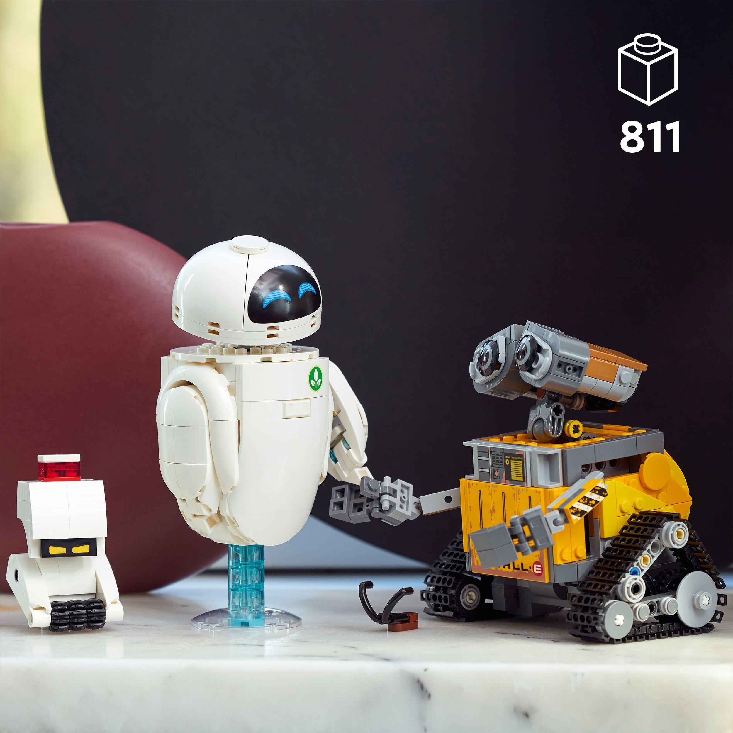 Voir la diapositive 3 : LEGO Disney et Pixar 43279 WALL-E et EVE - Set de Construction DIY pour Adulte - Cadeau