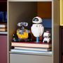 Voir la diapositive 4 : LEGO Wall-E et Eve Disney 43279