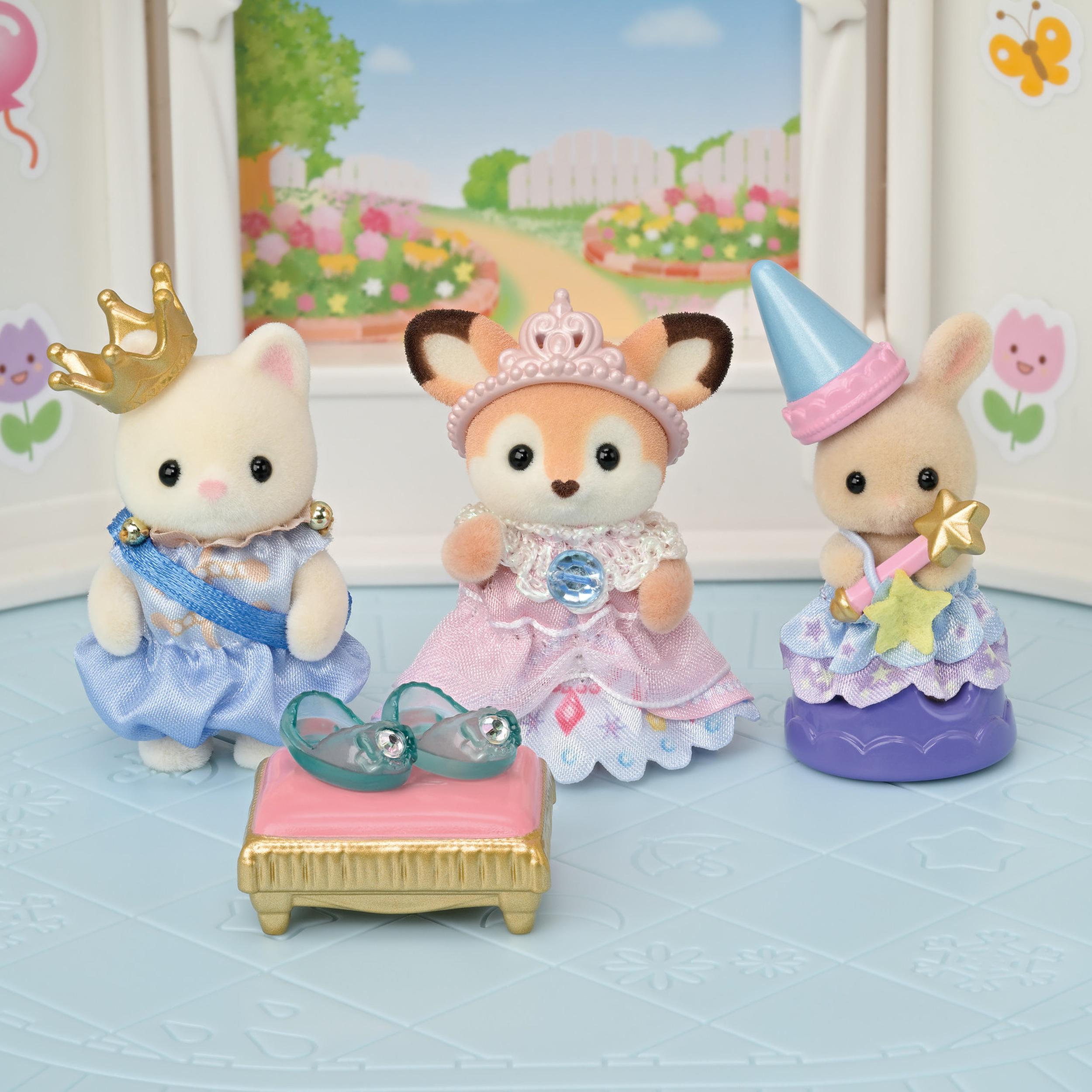 Voir la diapositive 5 : EPOCH D'ENFANCE Théâtre crèche Famille Sylvanian