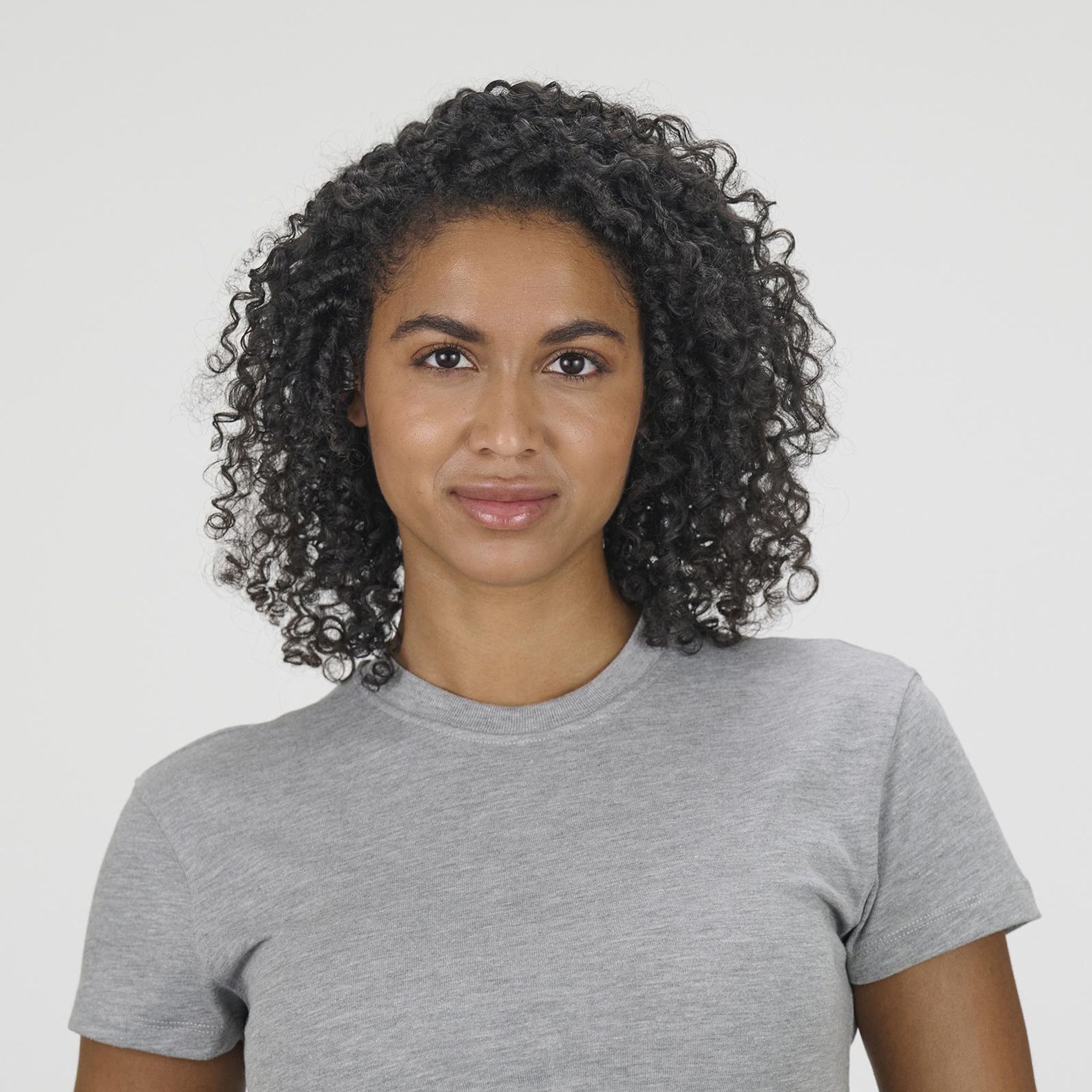 Voir la diapositive 12 : BABYLISS Sèche cheveux D6200DE - Gris