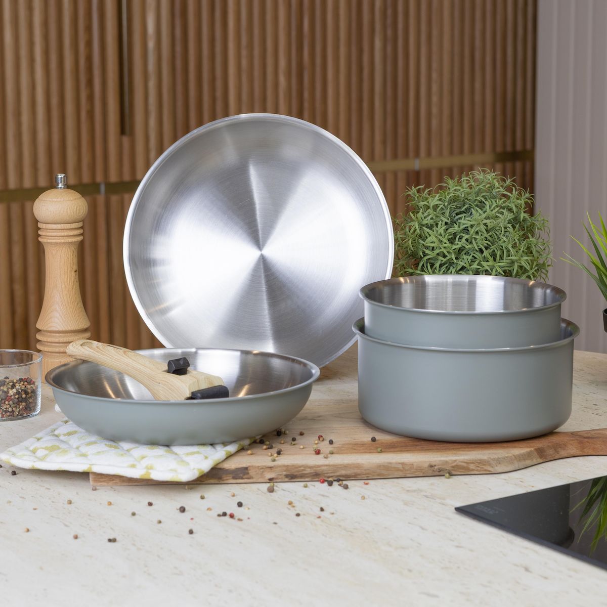 MENASTYL Batterie de cuisine 5 pièces inox tous feux dont induction