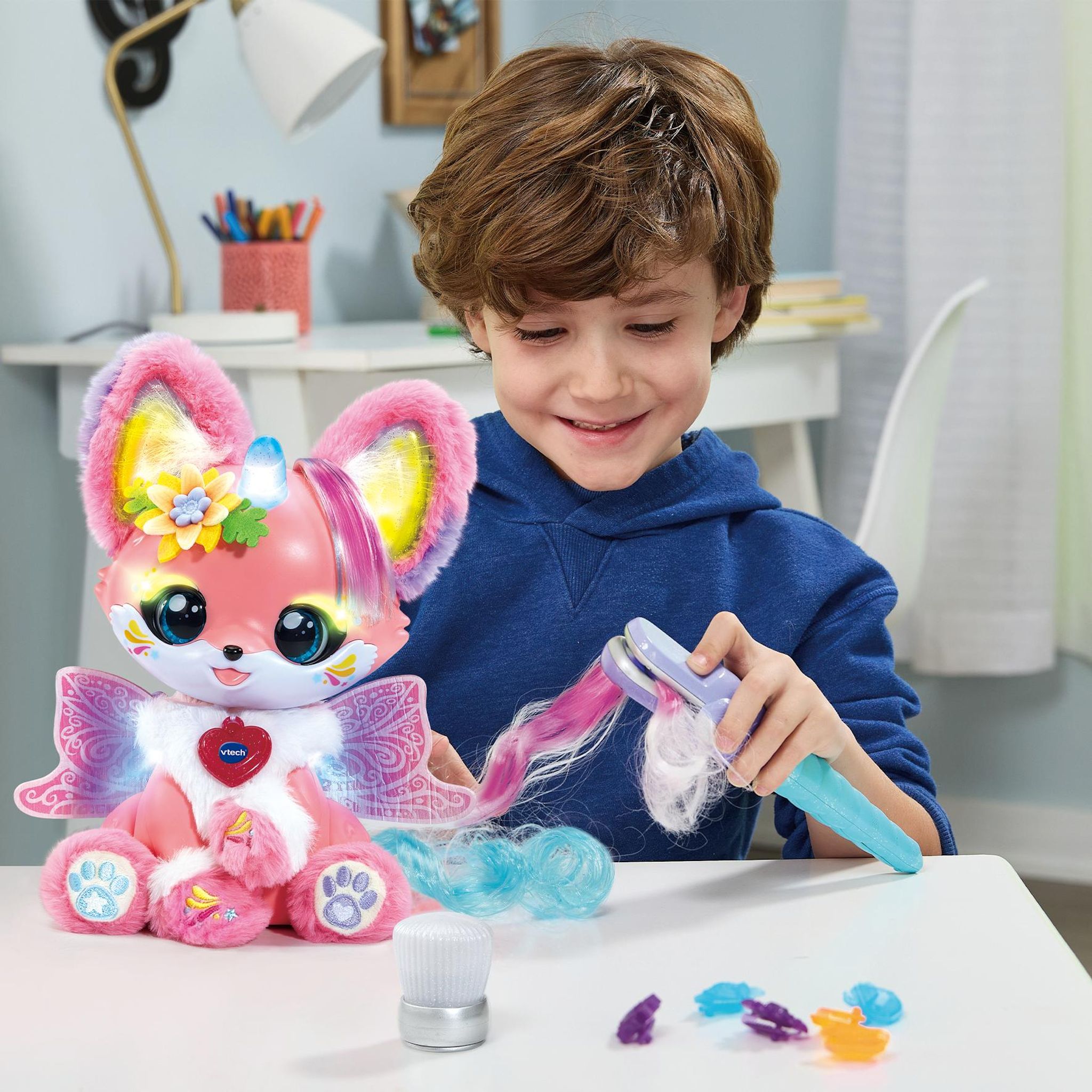 Voir la diapositive 5 : VTECH Lili Beauté Coiffure et Maquillage Magiques