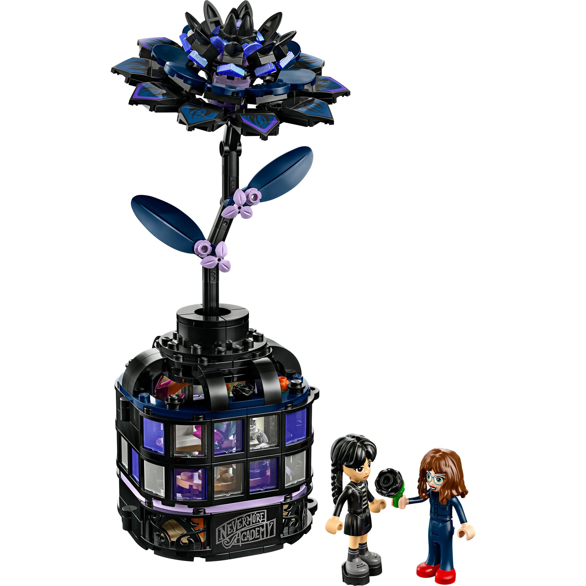 Voir la diapositive 2 : LEGO Wednesday 76784 - Le Dahlia Noir