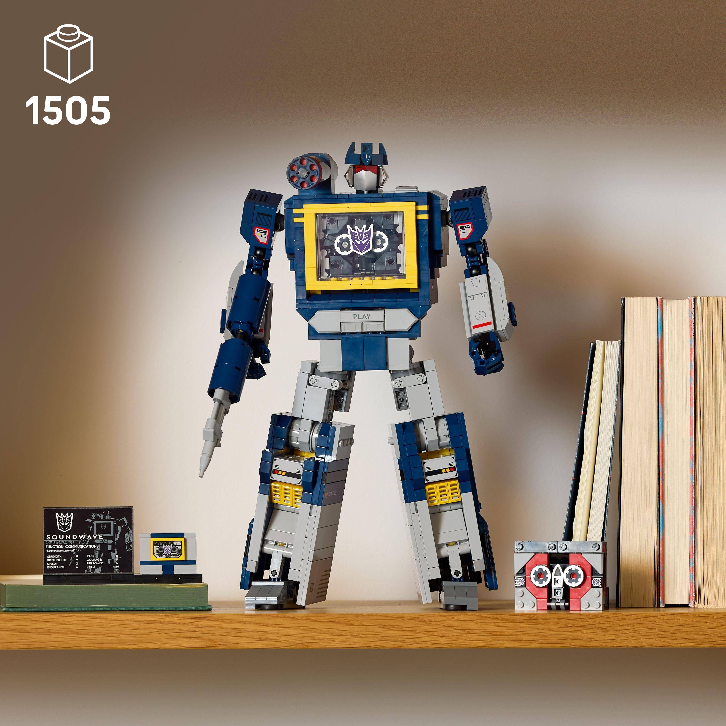 Voir la diapositive 3 : LEGO Icons 10358 Transformers : Soundwave - Set de Construction pour Adulte - Maquette