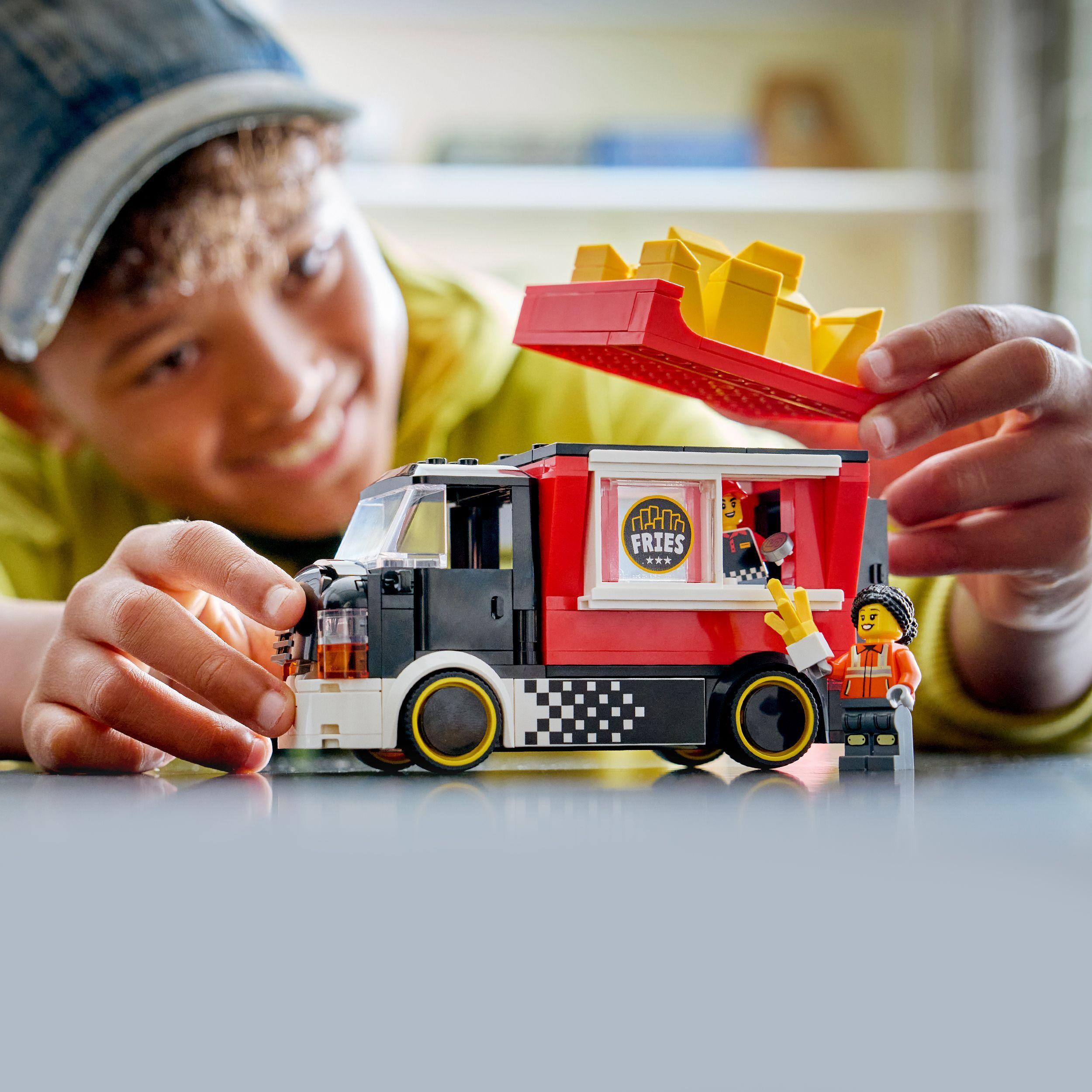 Voir la diapositive 7 : LEGO City 60488 Le Food-Truck de Frites - Jouet de Construction dès 5 ans - Idée Cadeau