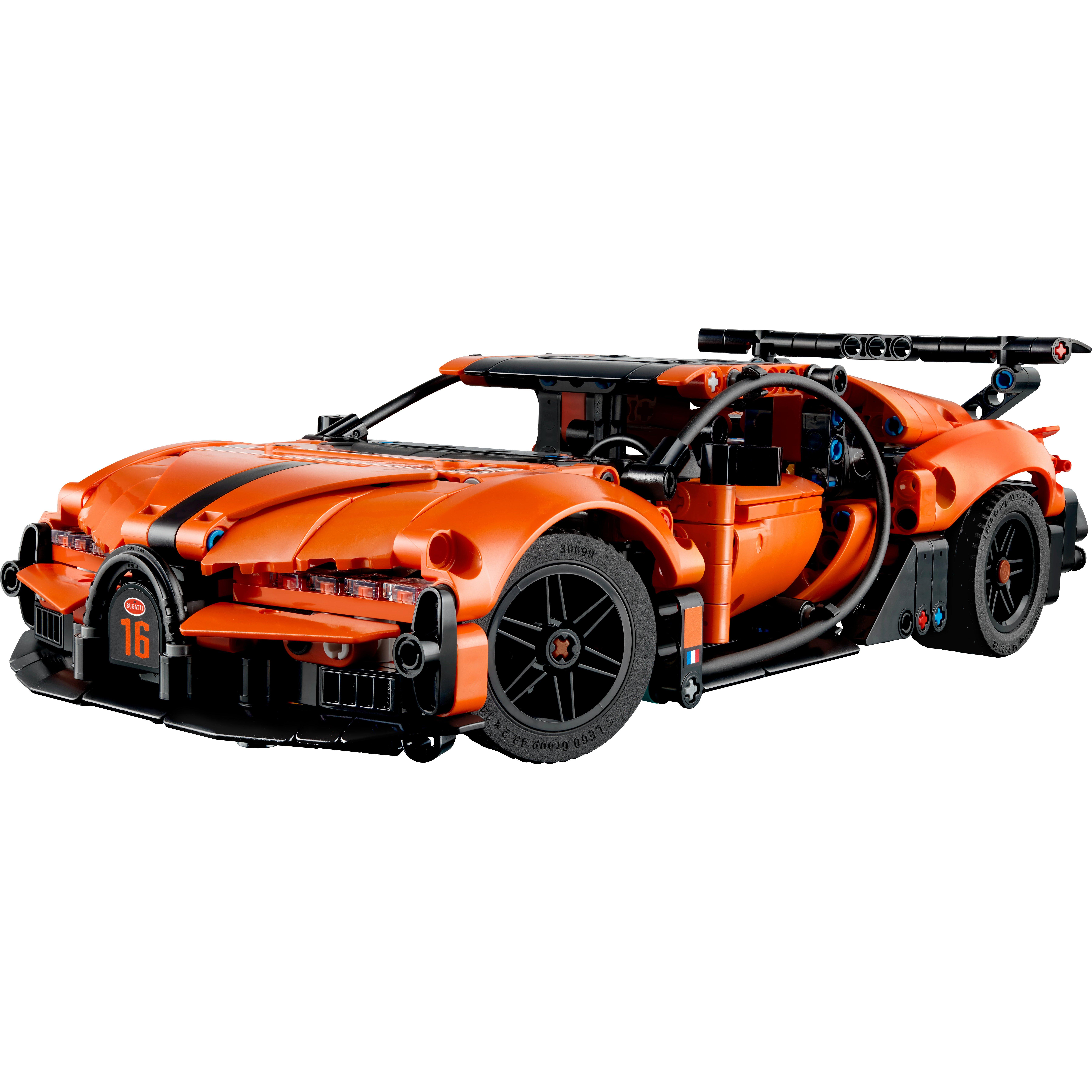 Voir la diapositive 2 : LEGO Technic 42222 - Hypercar Bugatti Chiron Pur Sport