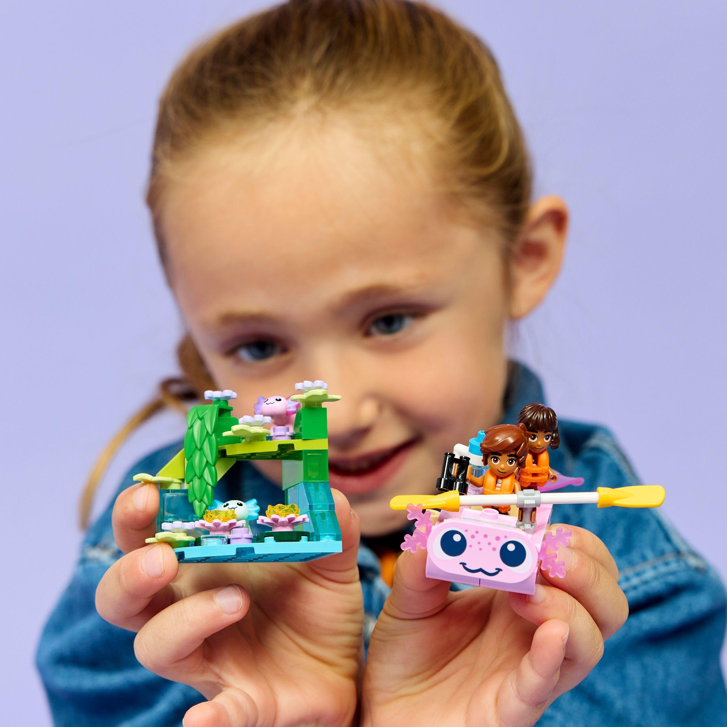 Voir la diapositive 7 : LEGO Friends 42681 Le Bateau d’Aventures Axolotl - Jeu de Construction 5 ans - Figurines