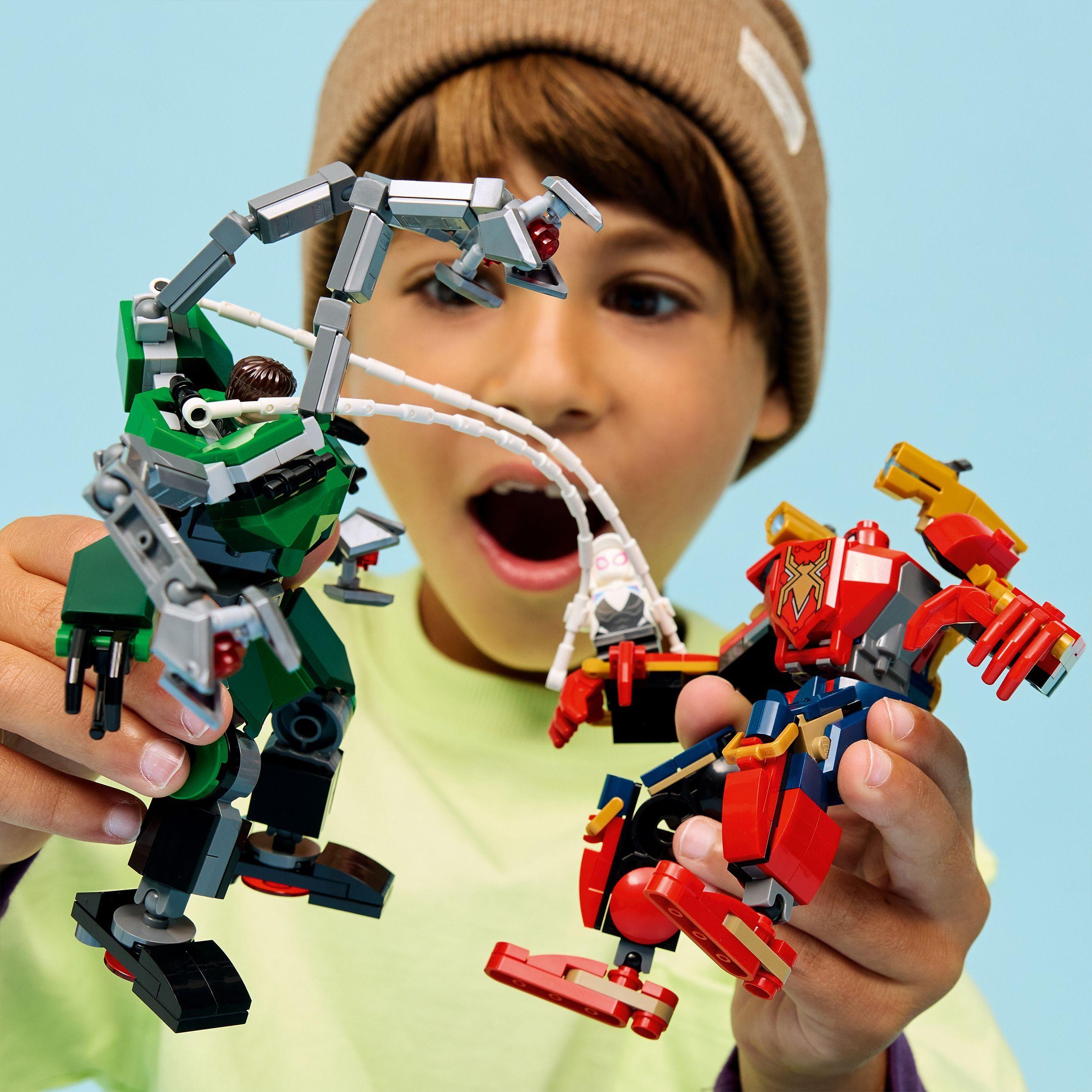 Voir la diapositive 7 : LEGO Marvel 76338 - Le Combat des Robots : Spider-Man contre Docteur Octopus