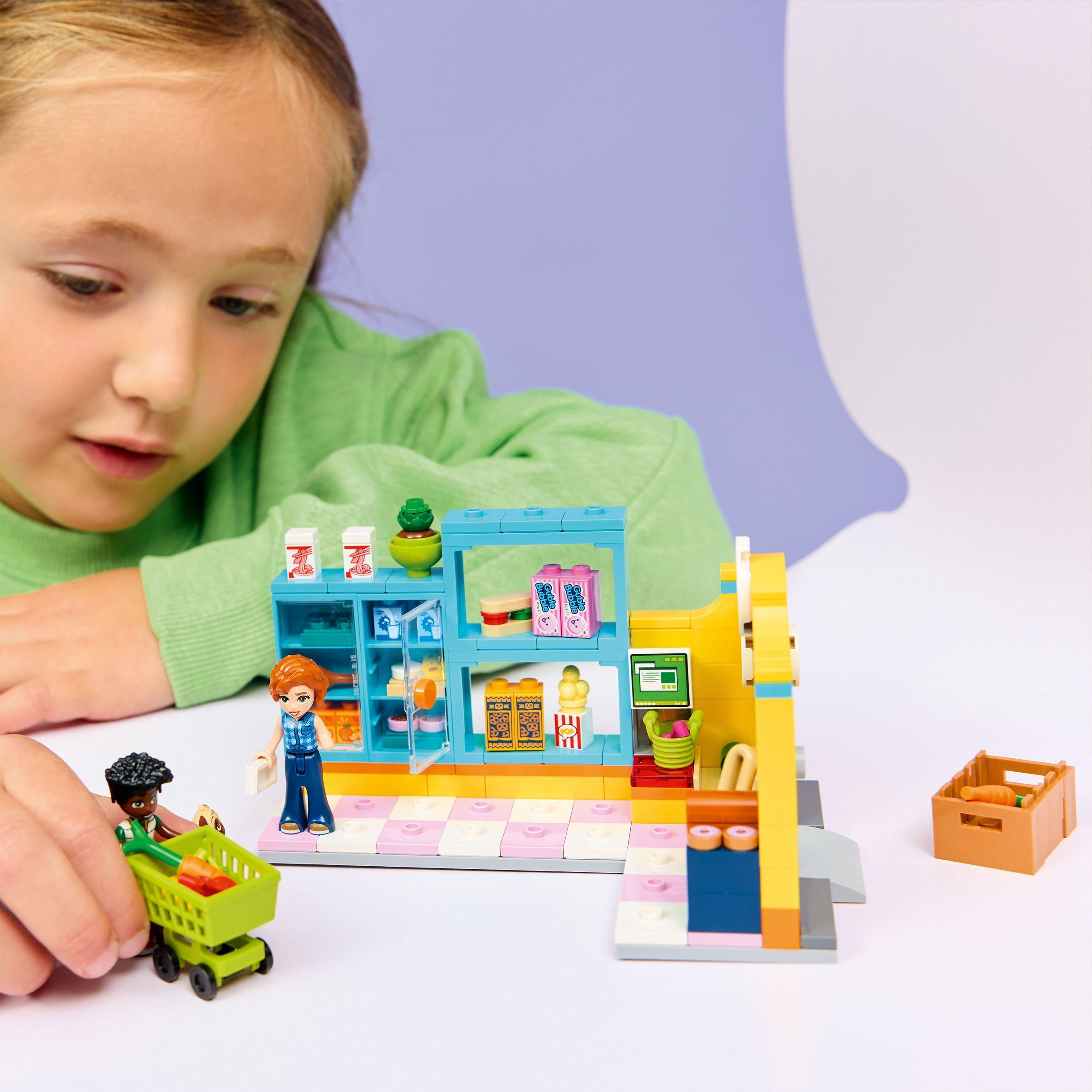 Voir la diapositive 7 : LEGO Friends 42680 L’Épicerie de Heartlake City - Jeu dès 5 ans avec Figurine de Chien