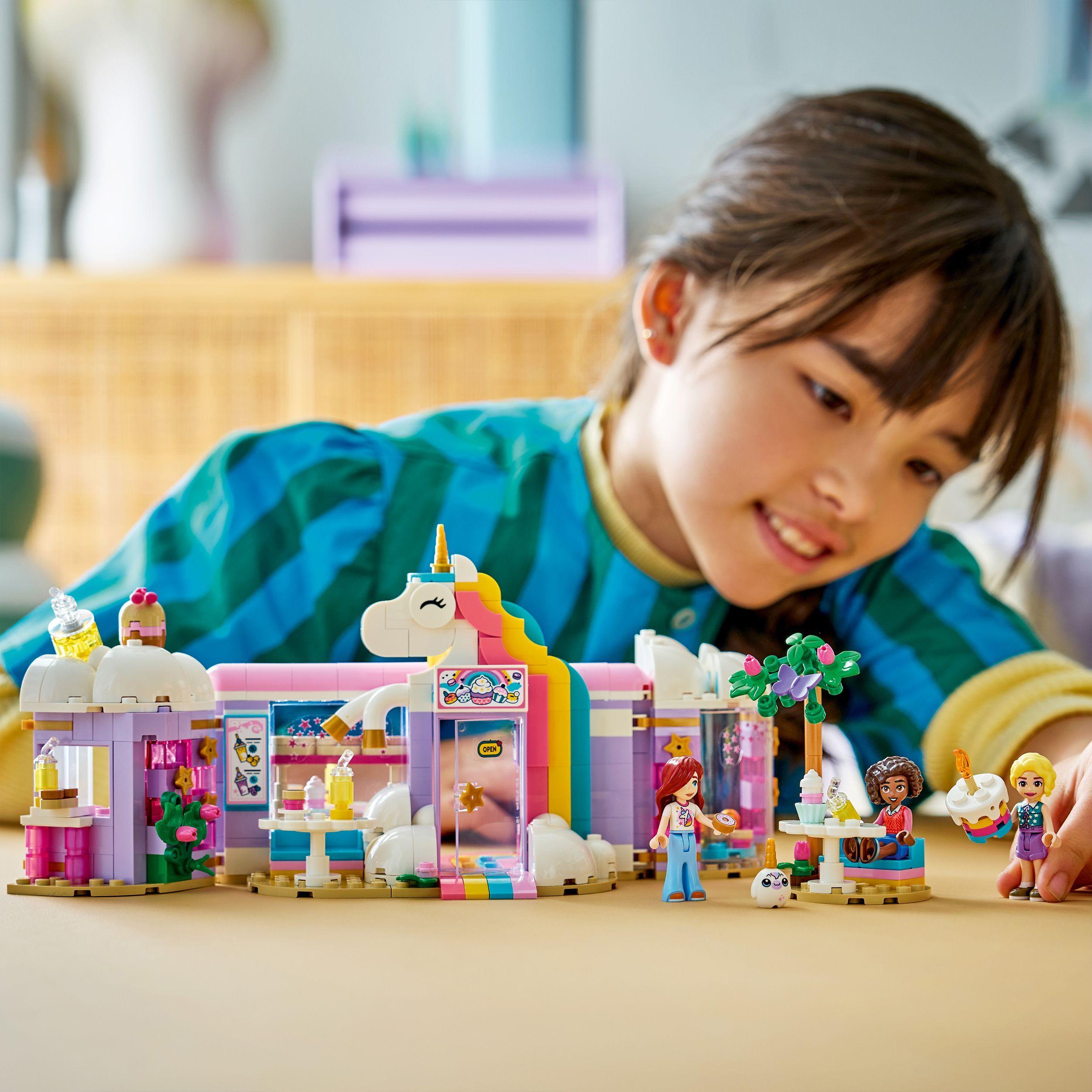 Voir la diapositive 7 : LEGO Friends 42684 - Le café licorne