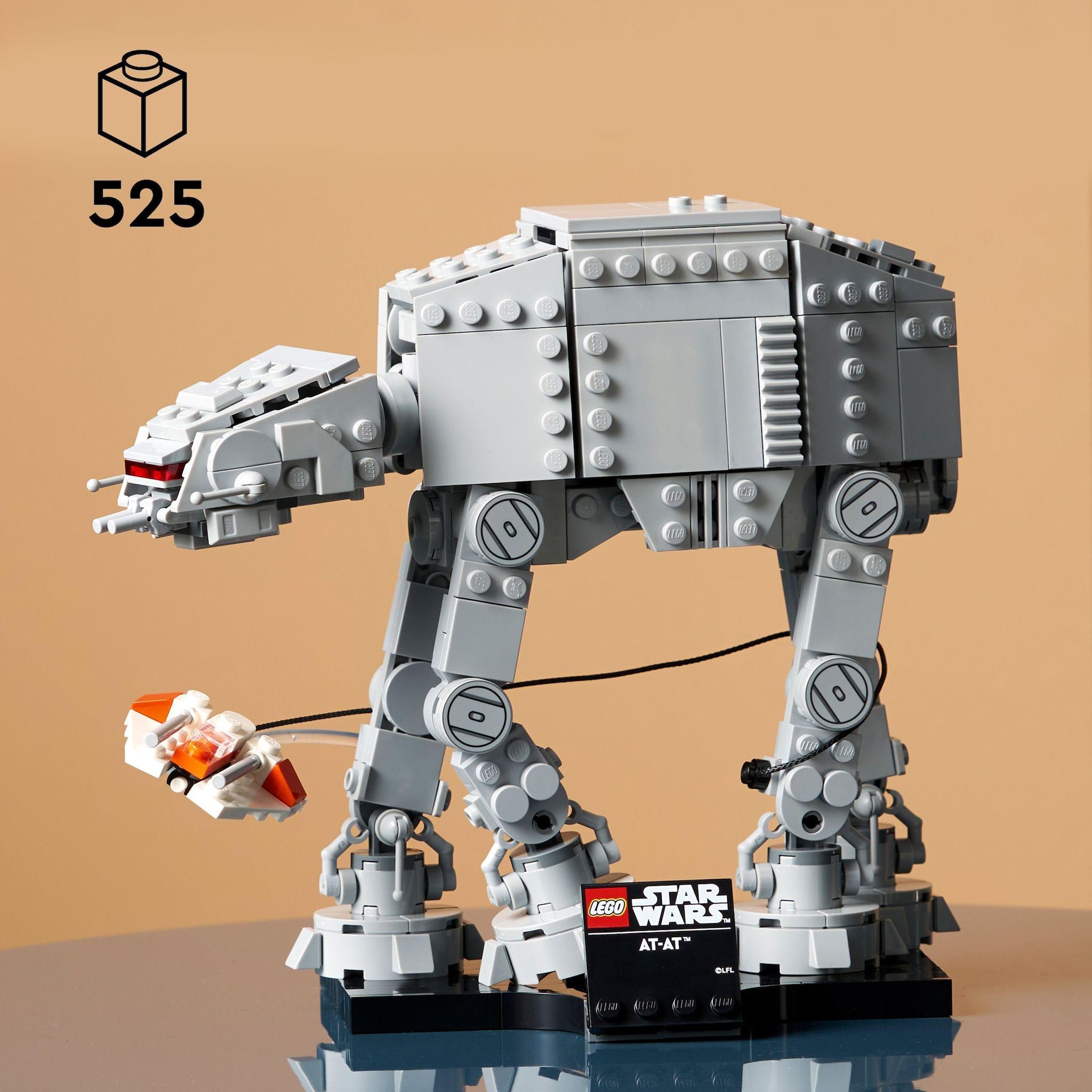 Voir la diapositive 3 : LEGO Star Wars 75440 - AT-AT