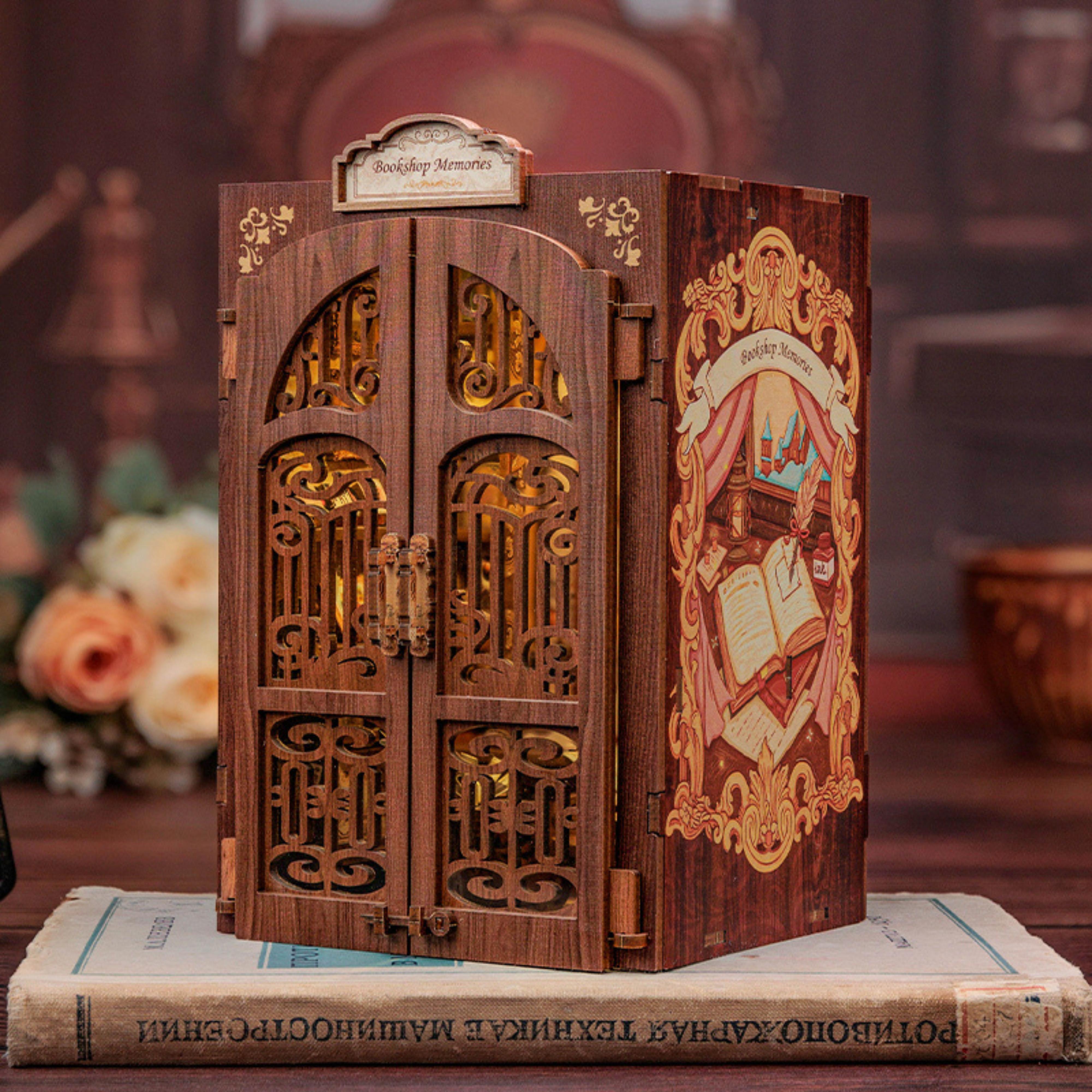 Voir la diapositive 4 : BLACKROCK GAMES Booknook Souvenir d'un libraire - Armoire à assembler