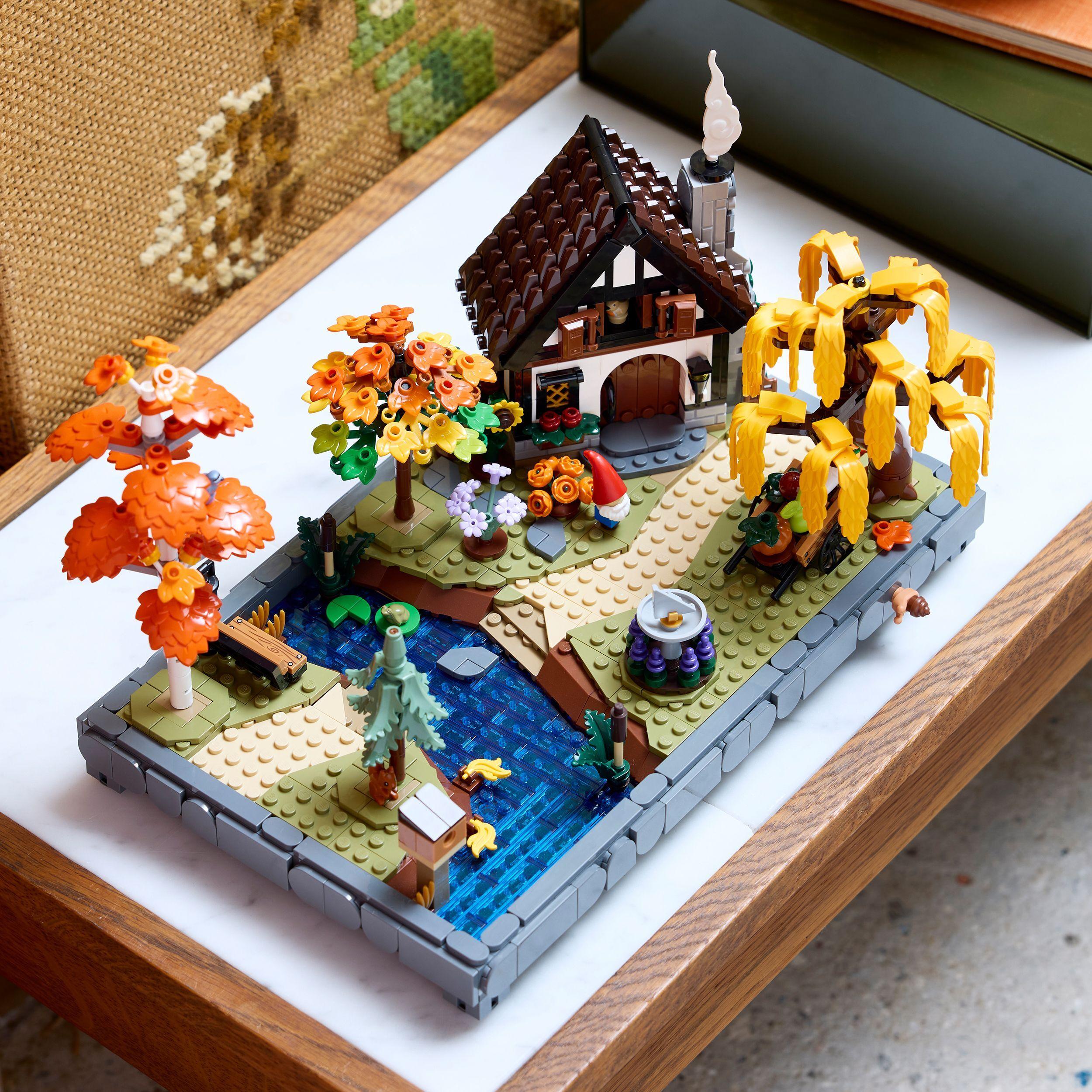 Voir la diapositive 6 : LEGO Icons 11372 - Le Jardin d'Automne