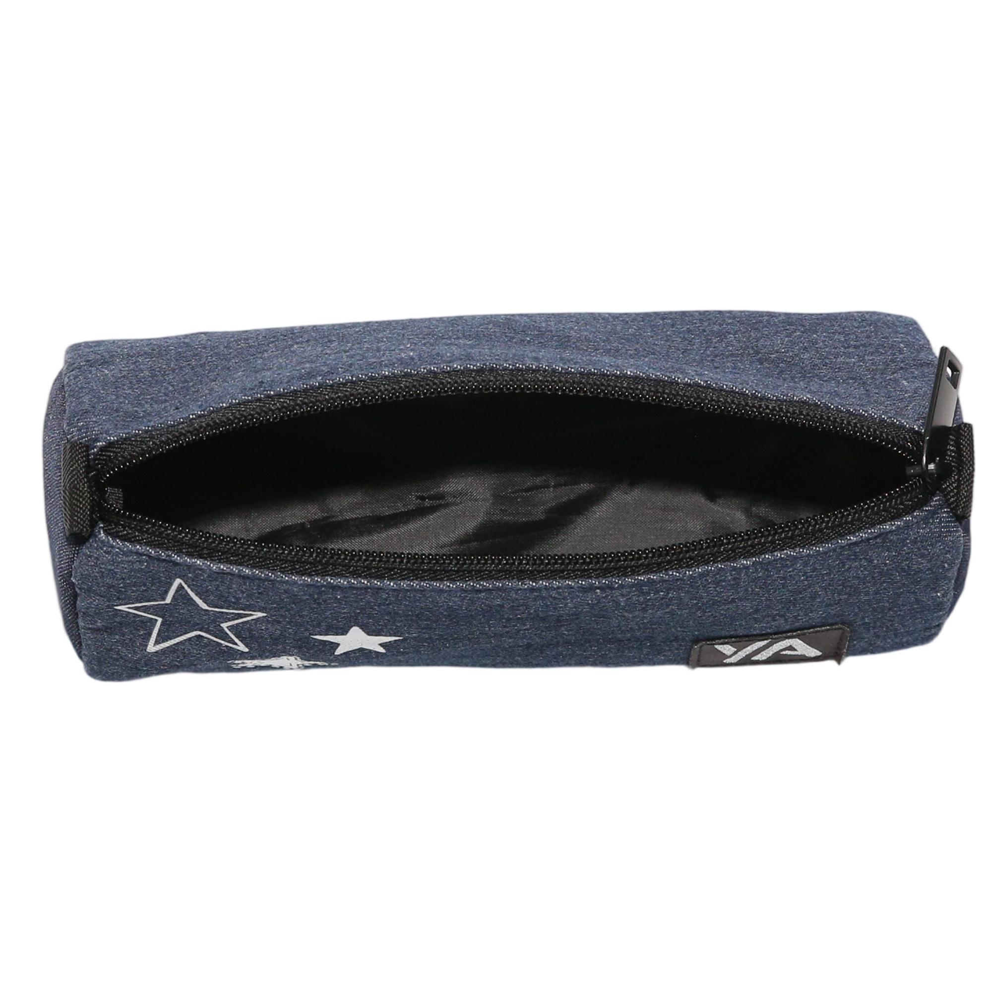 Voir la diapositive 4 : AUCHAN Trousse 1 compartiment Triangle étoile
