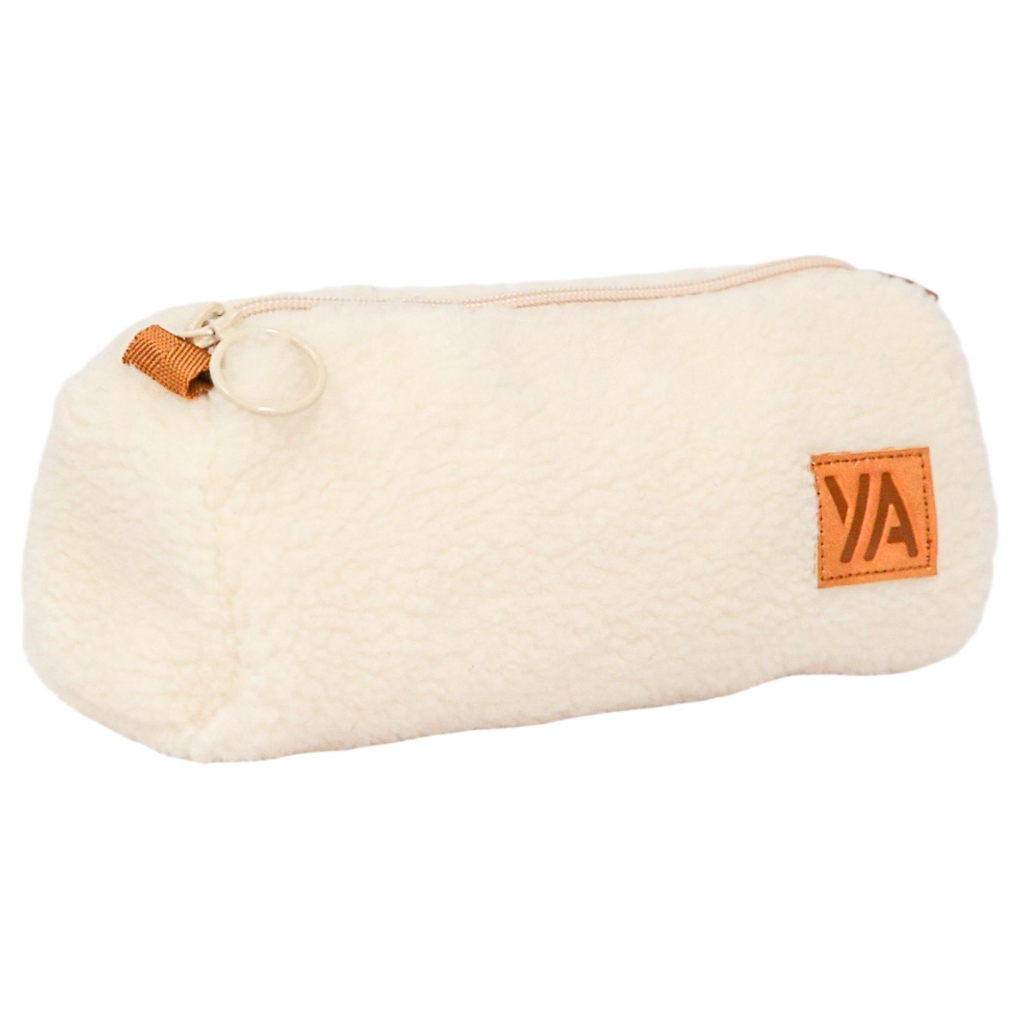 Voir la diapositive 3 : AUCHAN Trousse 1 compartiment Triangle Sherpa