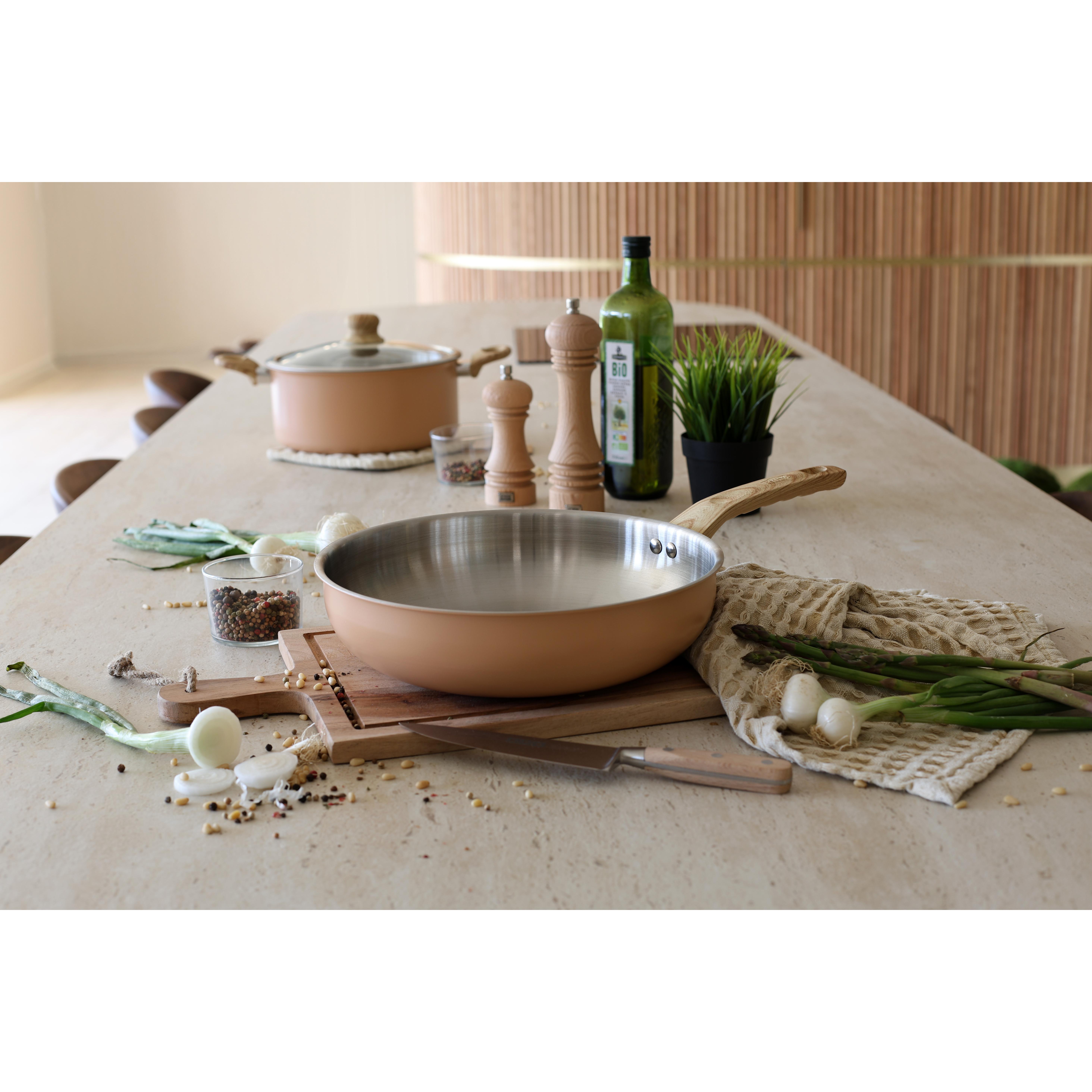 Voir la diapositive 6 : LEBRUN Wok 28cm en aluminium et inox menastyl