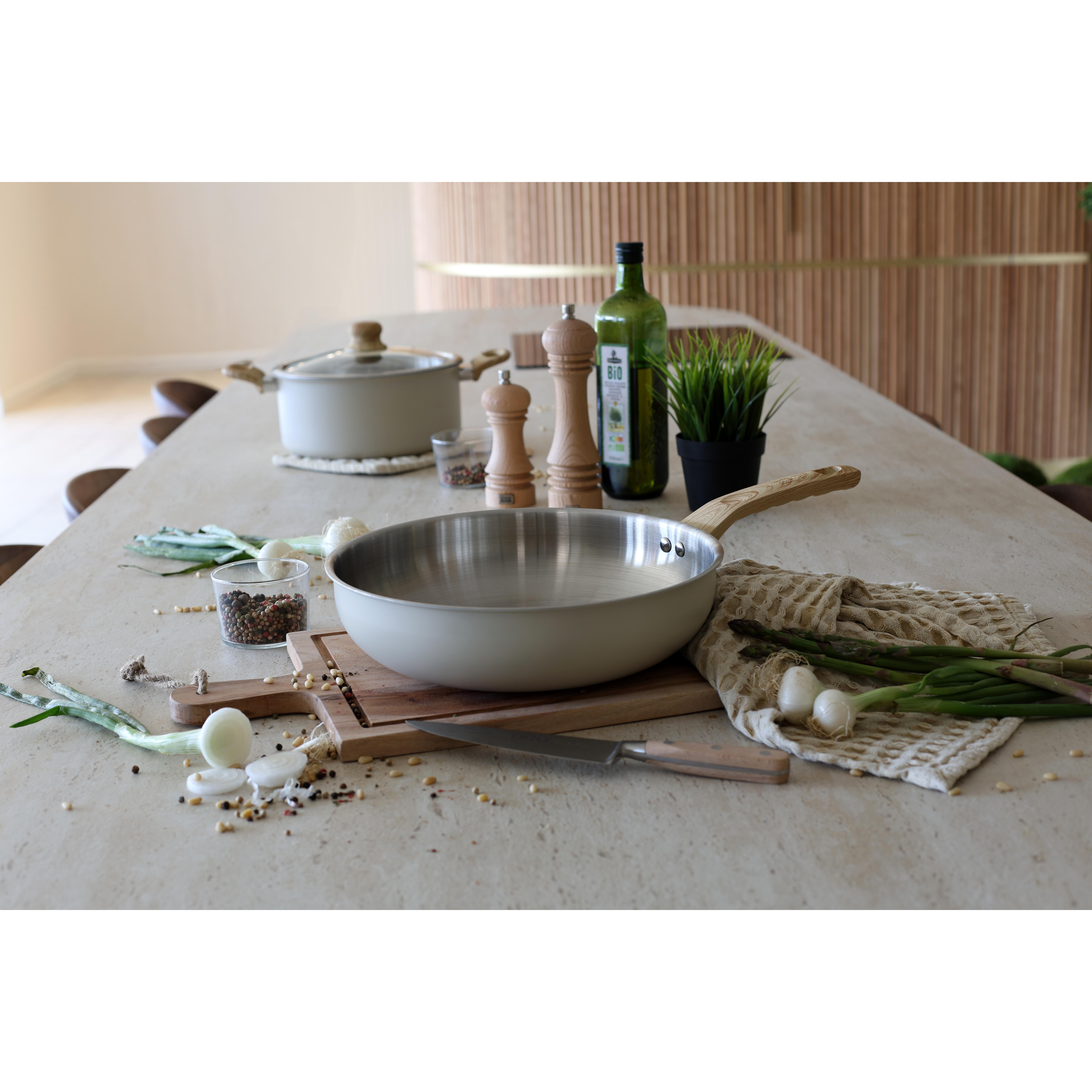 Voir la diapositive 7 : LEBRUN Wok 28cm en aluminium et inox menastyl