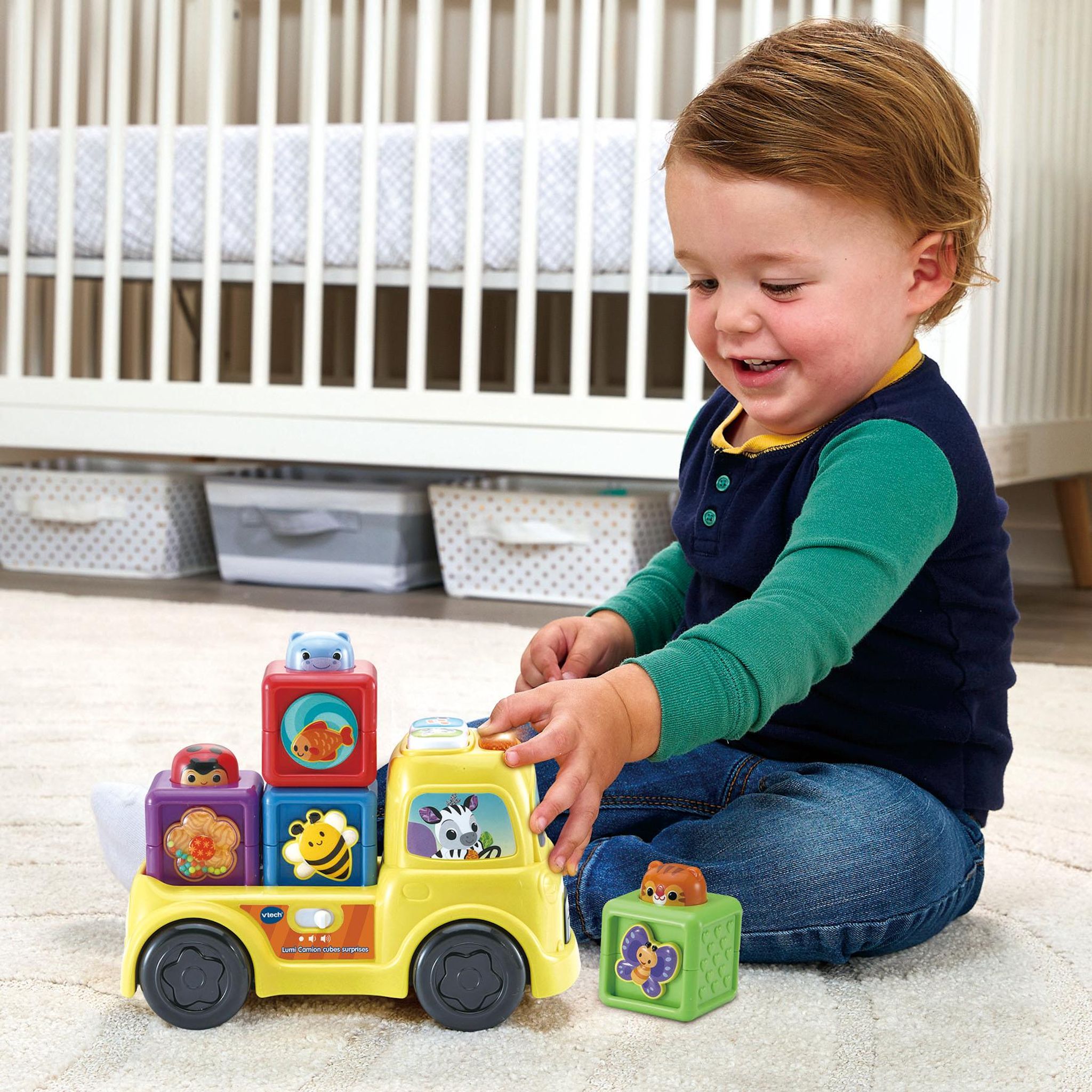 Voir la diapositive 3 : VTECH Lumi camion cubes