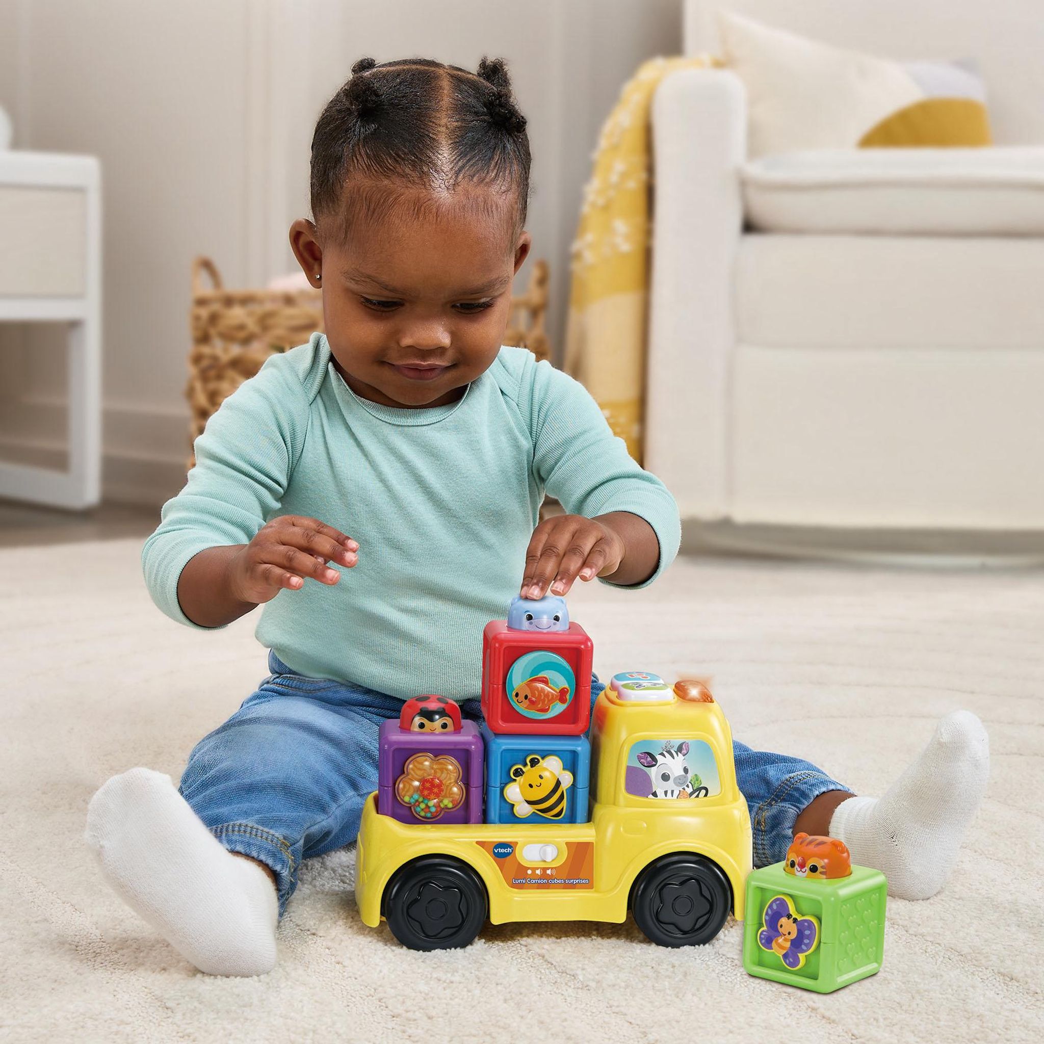 Voir la diapositive 4 : VTECH Lumi camion cubes