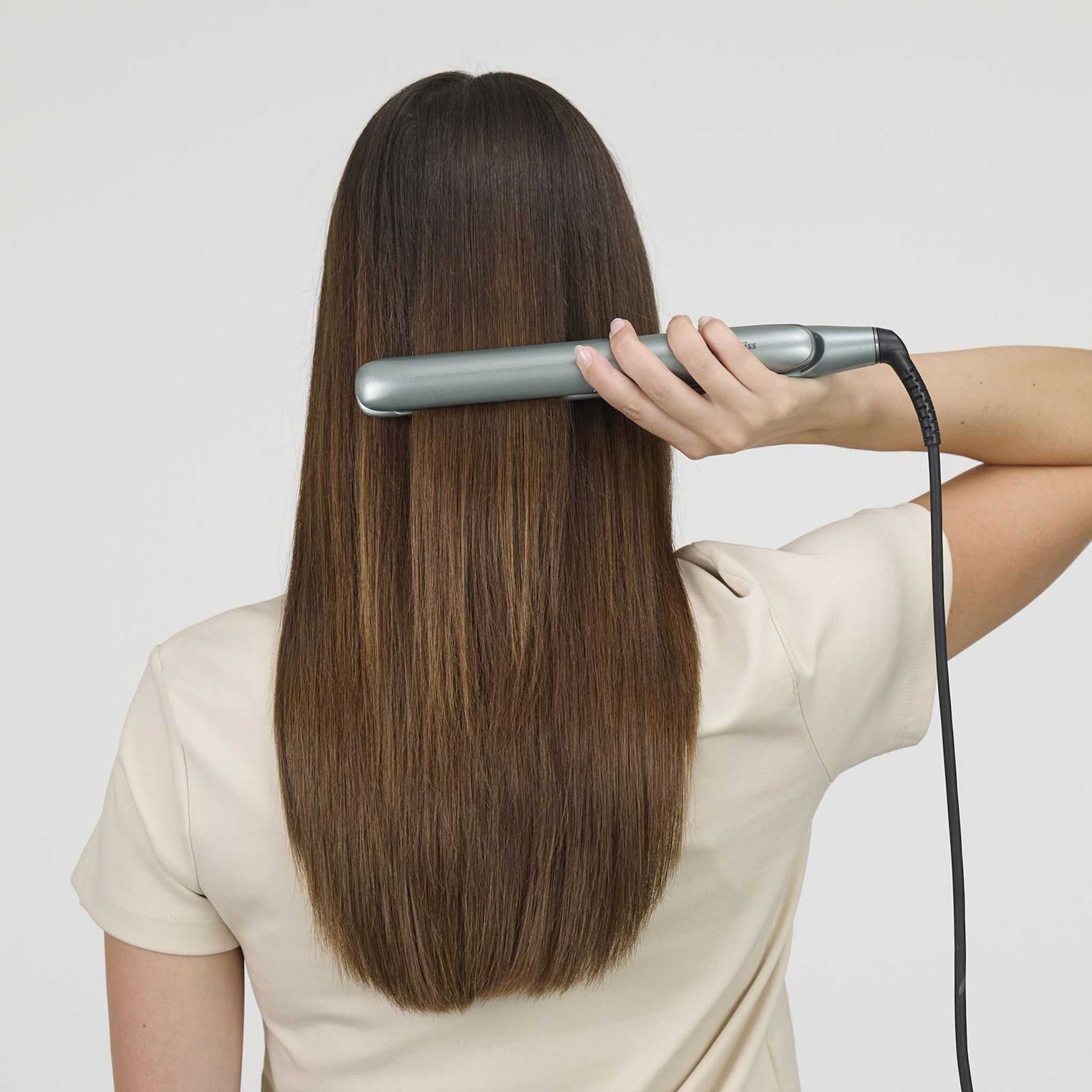 Voir la diapositive 6 : BABYLISS Lisseur ST261E - Gris