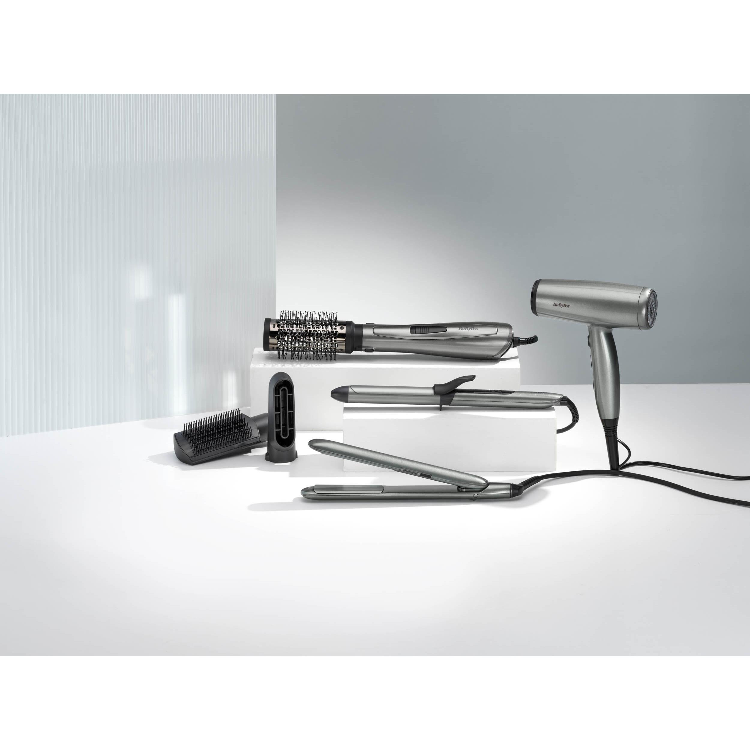 Voir la diapositive 2 : BABYLISS Brosse soufflante AS261E - Gris