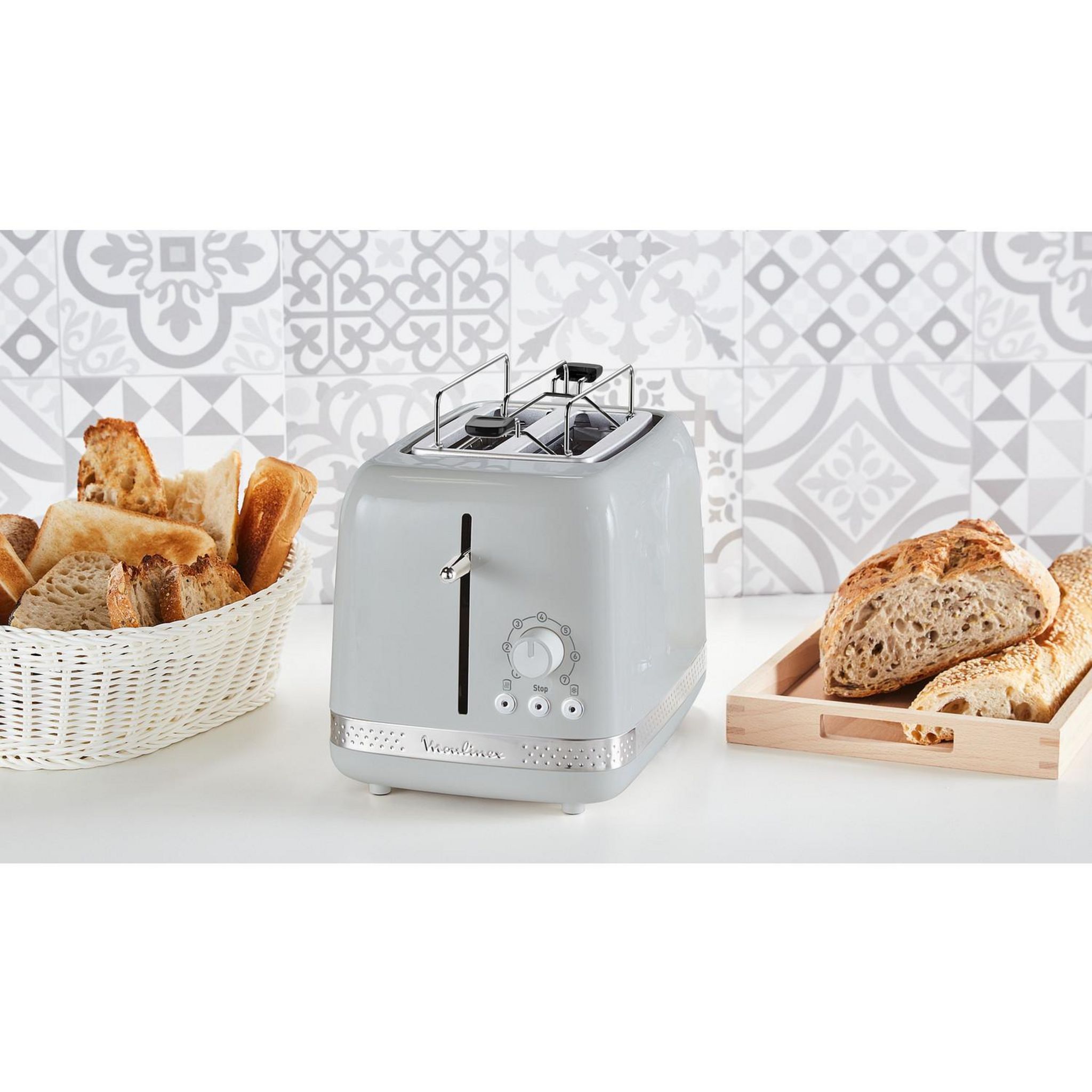 Voir la diapositive 2 : MOULINEX Grille pain LT301E10 - Gris