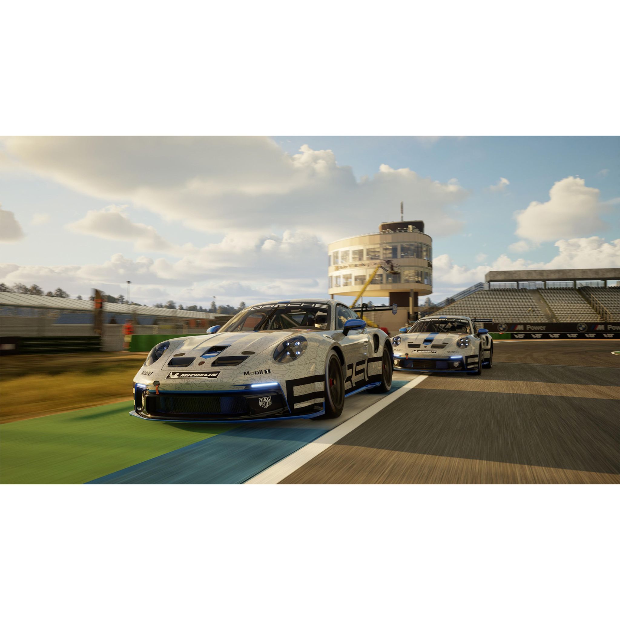 Voir la diapositive 7 : NACON Rennsport PS5