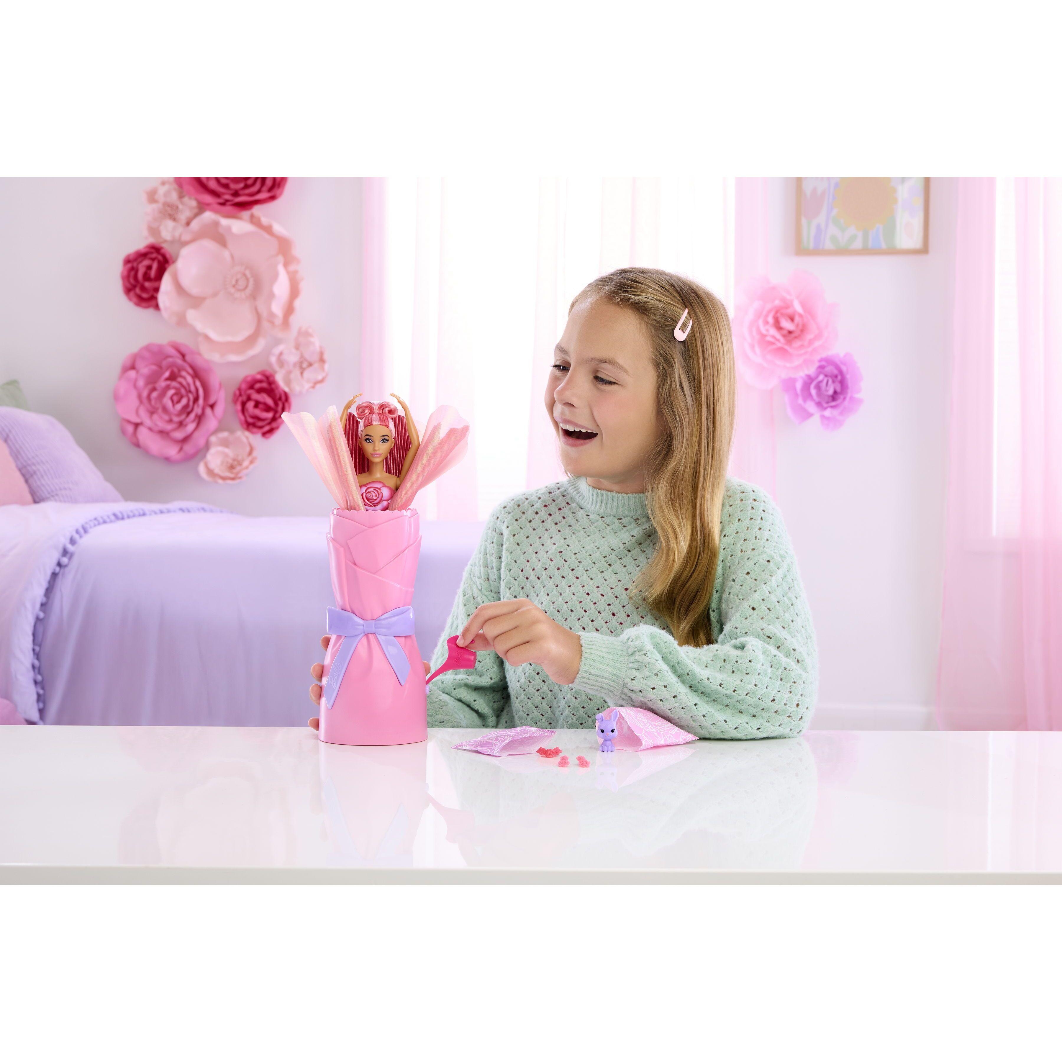 Voir la diapositive 2 : MATTEL Poupée Barbie Surprise Pétale Pop Rose Rouge