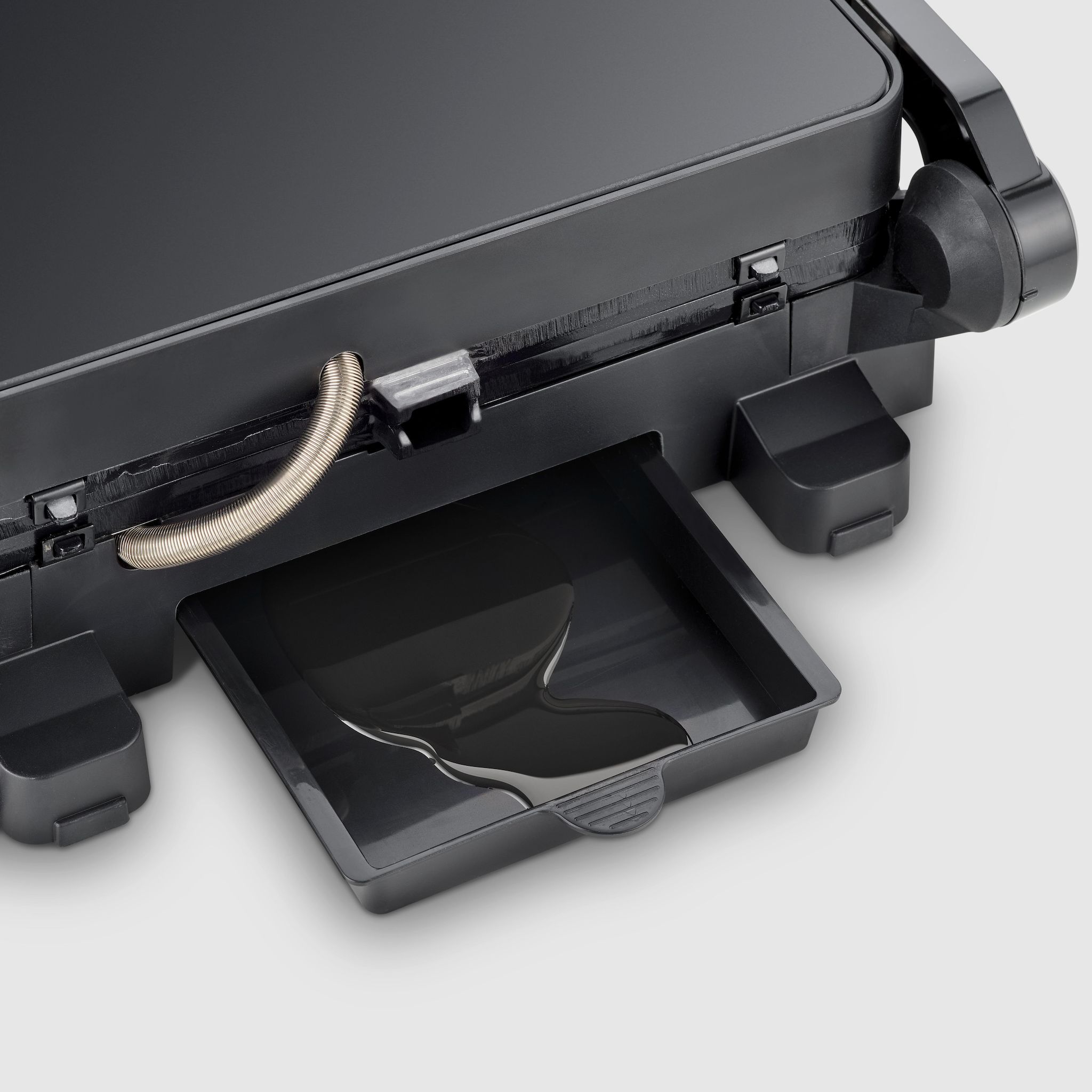 Voir la diapositive 5 : SEVERIN Gril viande KG2398 - Noir