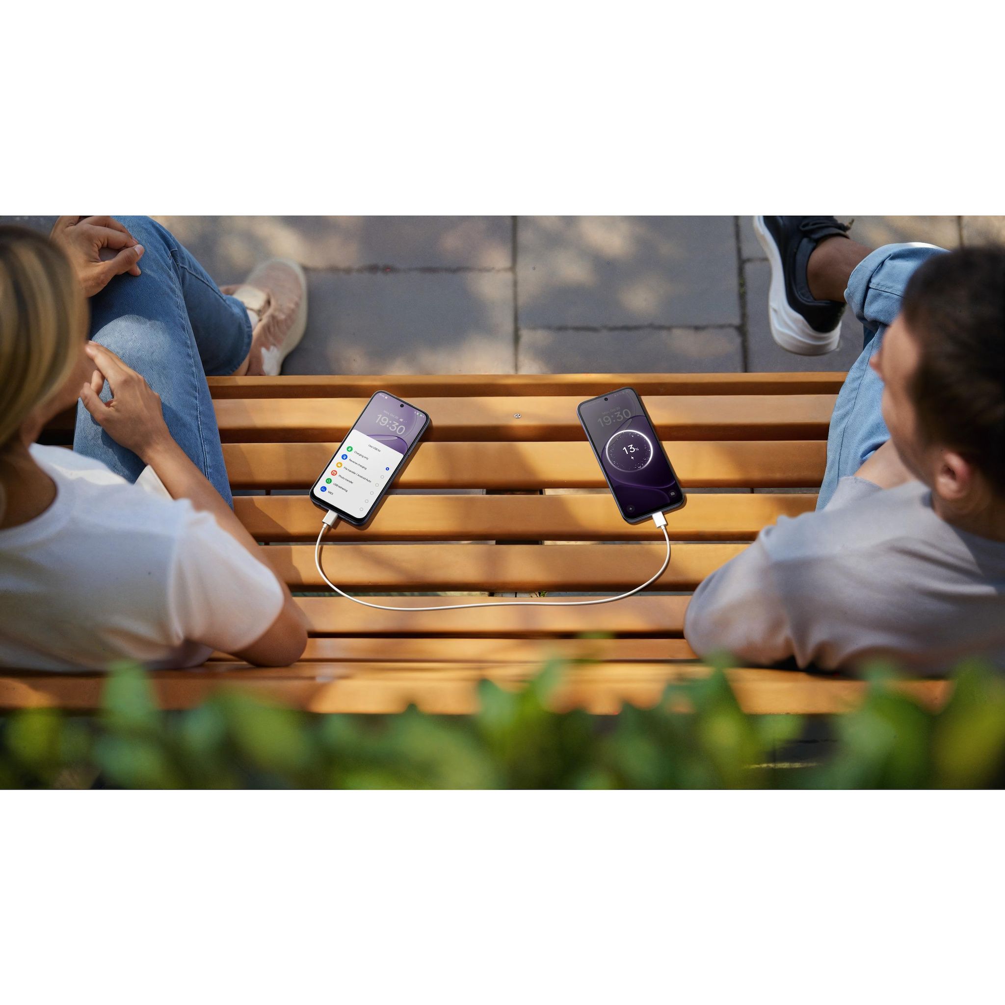 Voir la diapositive 11 : OPPO A6X 4G 128Go - Bleu