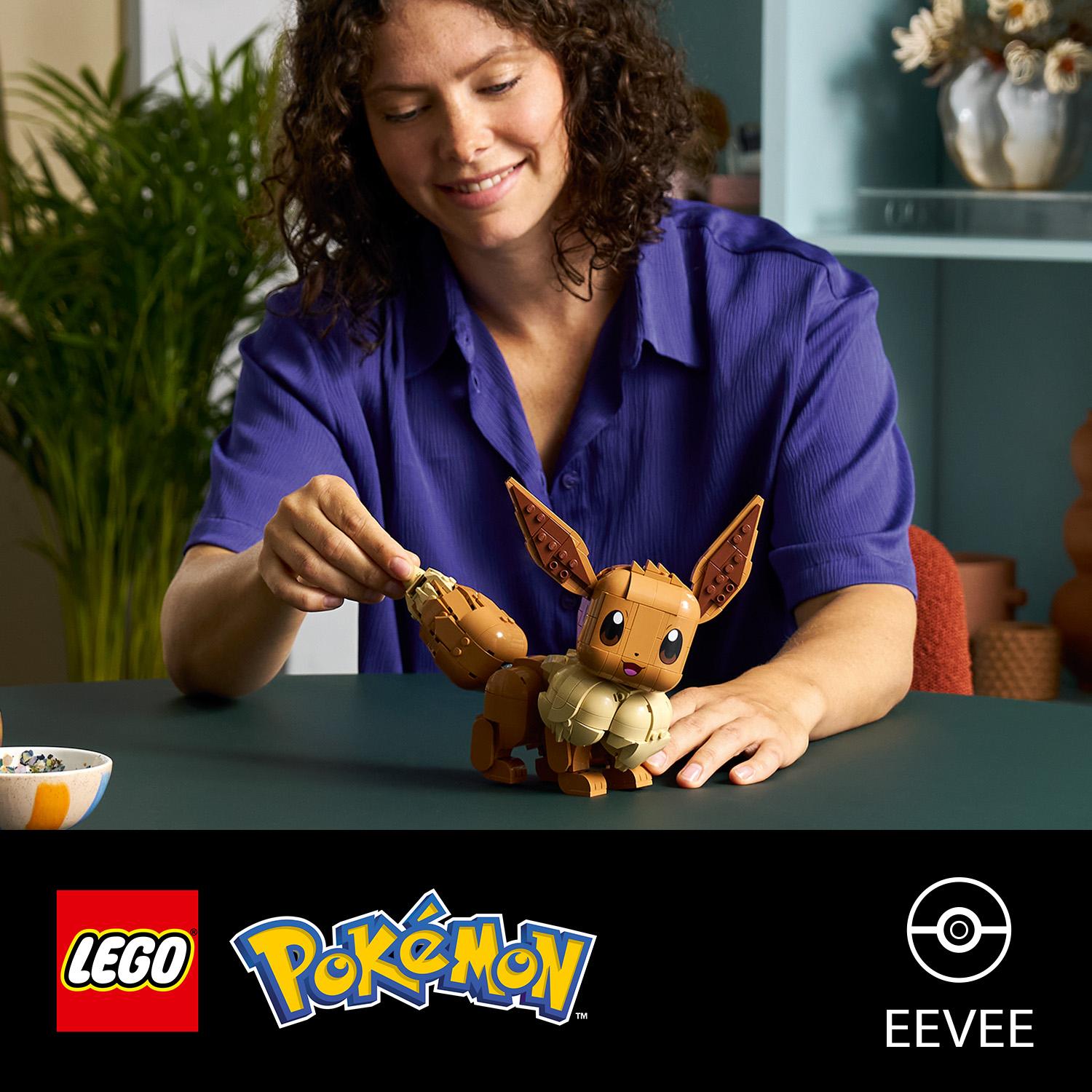 Voir la diapositive 27 : LEGO LEGO Pokémon 72151 Évoli - Set de Construction Collector pour Adulte - Idée Cadeau Gaming
