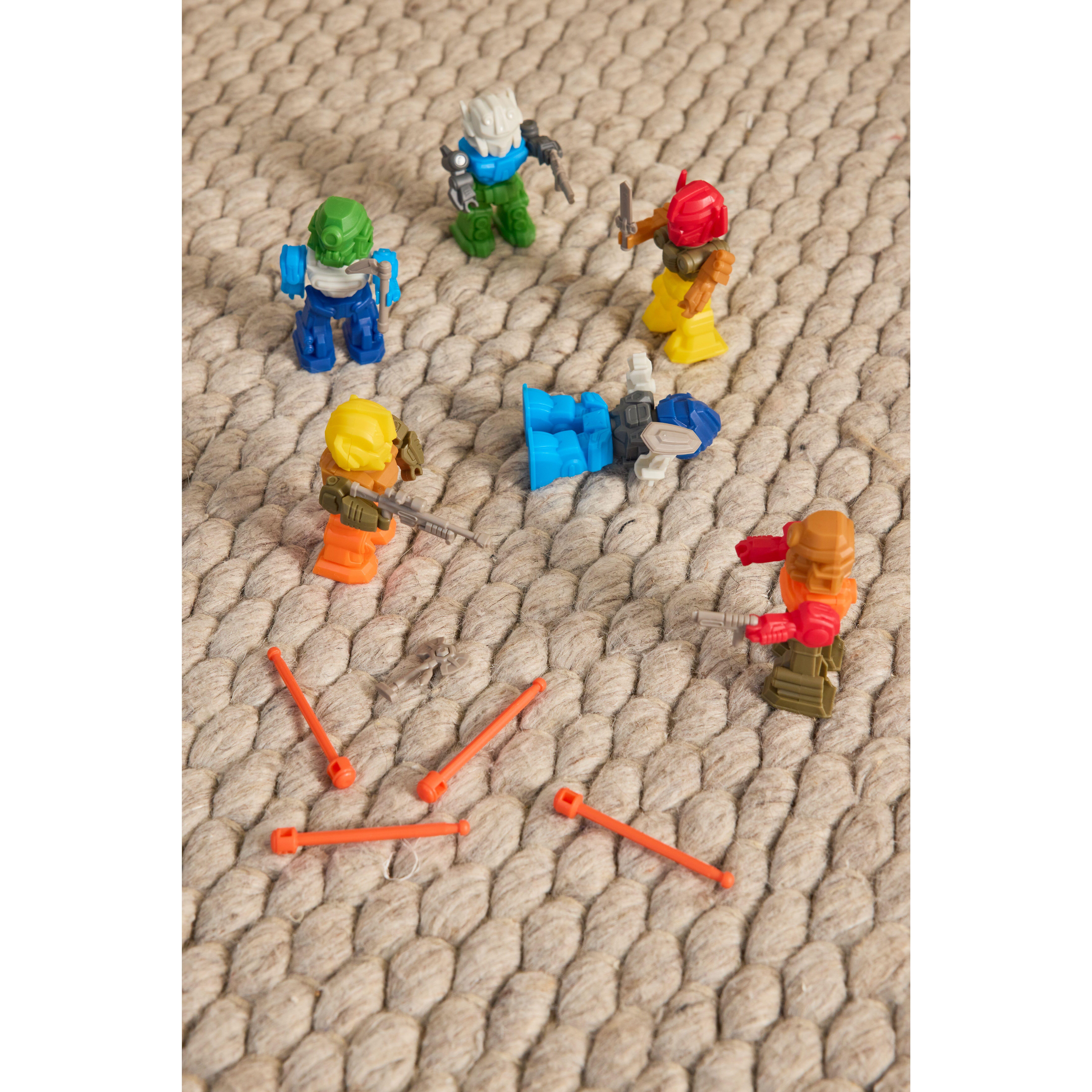 Voir la diapositive 10 : ONE TWO FUN Robot Géant avec figurine