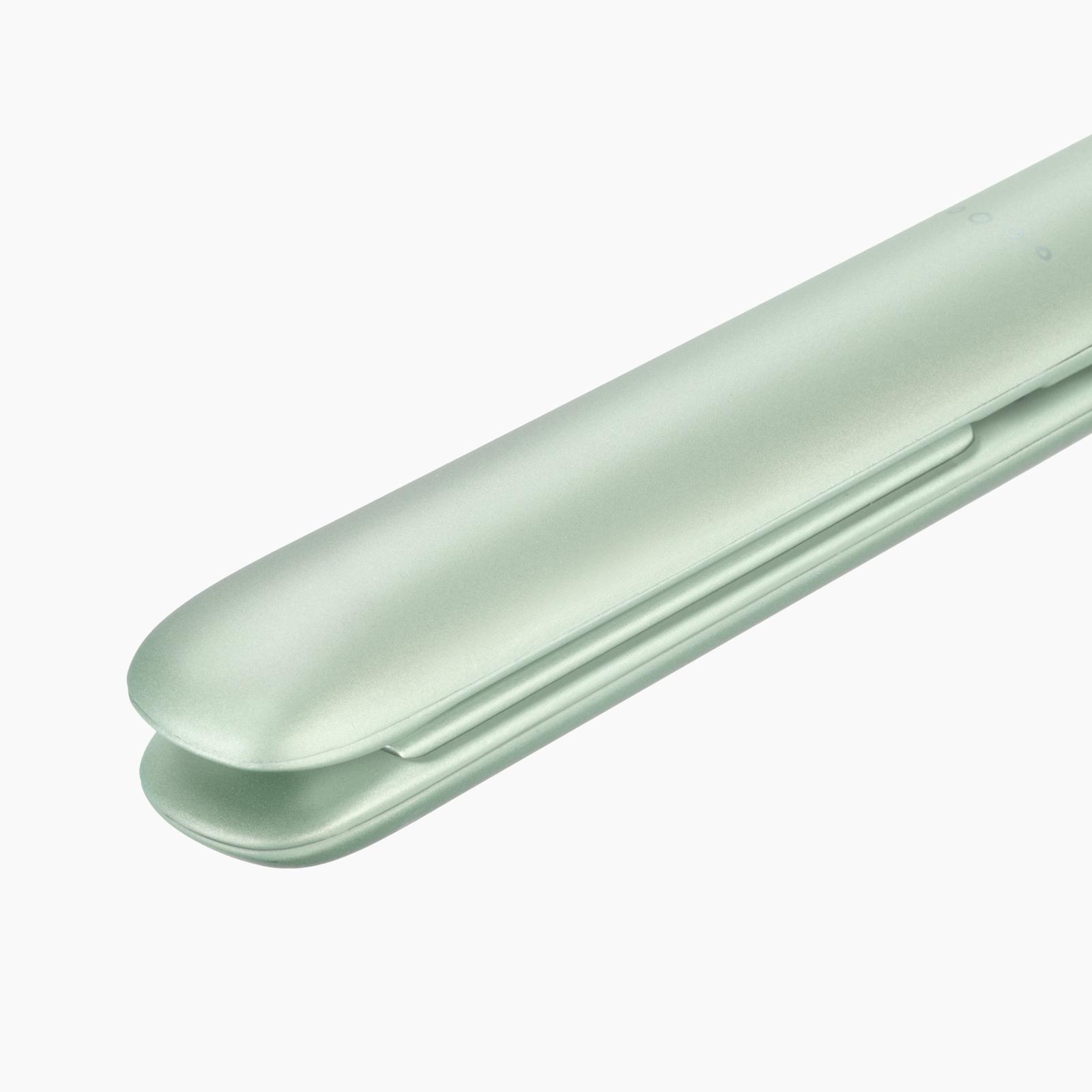 Voir la diapositive 5 : BABYLISS Lisseur ST917PE - Vert