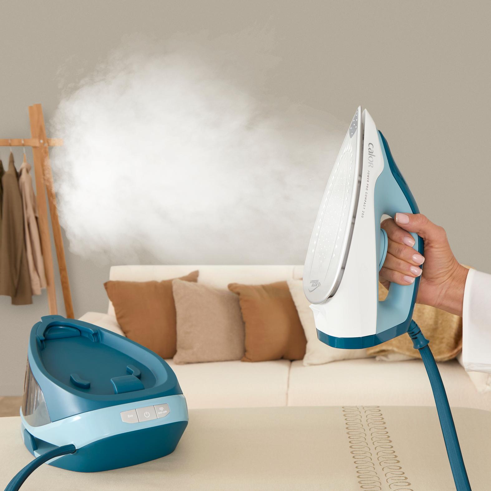 Voir la diapositive 3 : CALOR Centrale vapeur SV6213 - Bleu