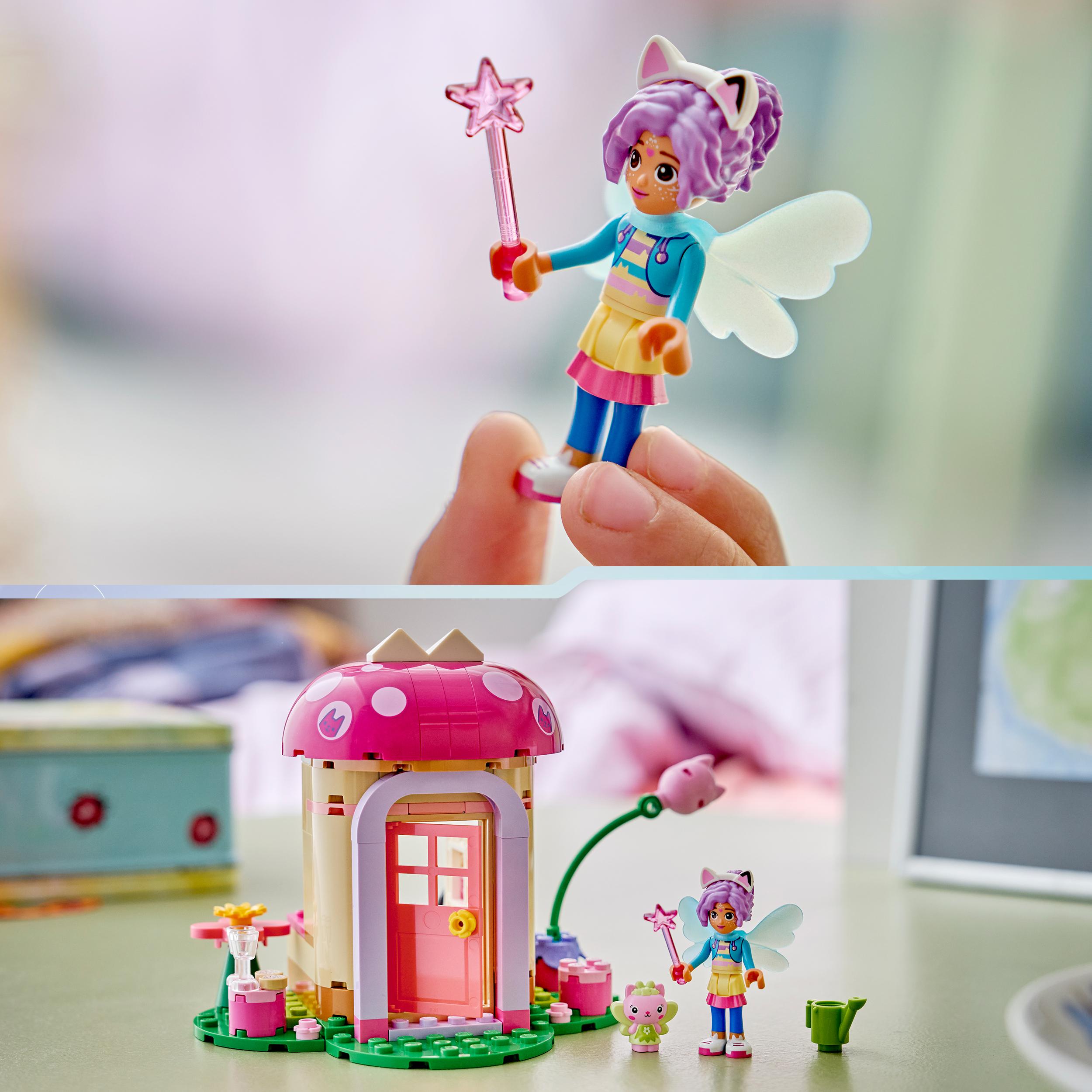 Voir la diapositive 6 : LEGO Gabby et la maison magique 11212 - La maison de jardin de féé Minette