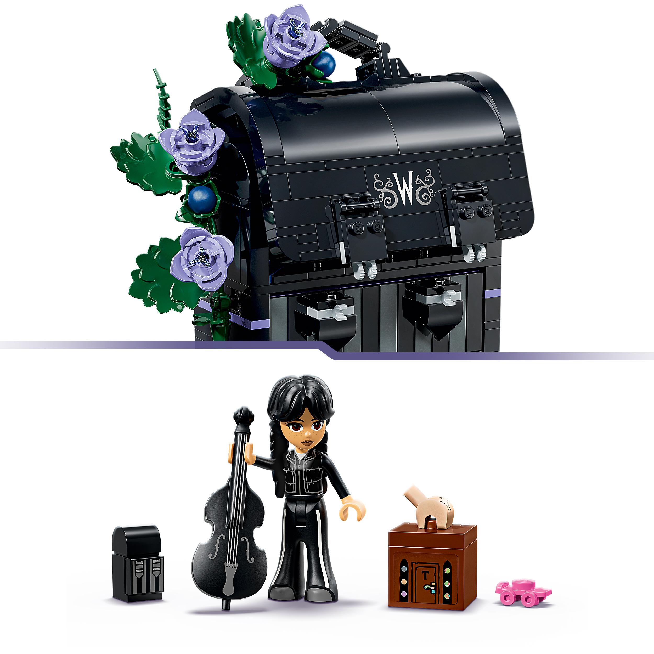 Voir la diapositive 5 : LEGO Mercredi 76787 - Le Sac à Dos de Mercredi