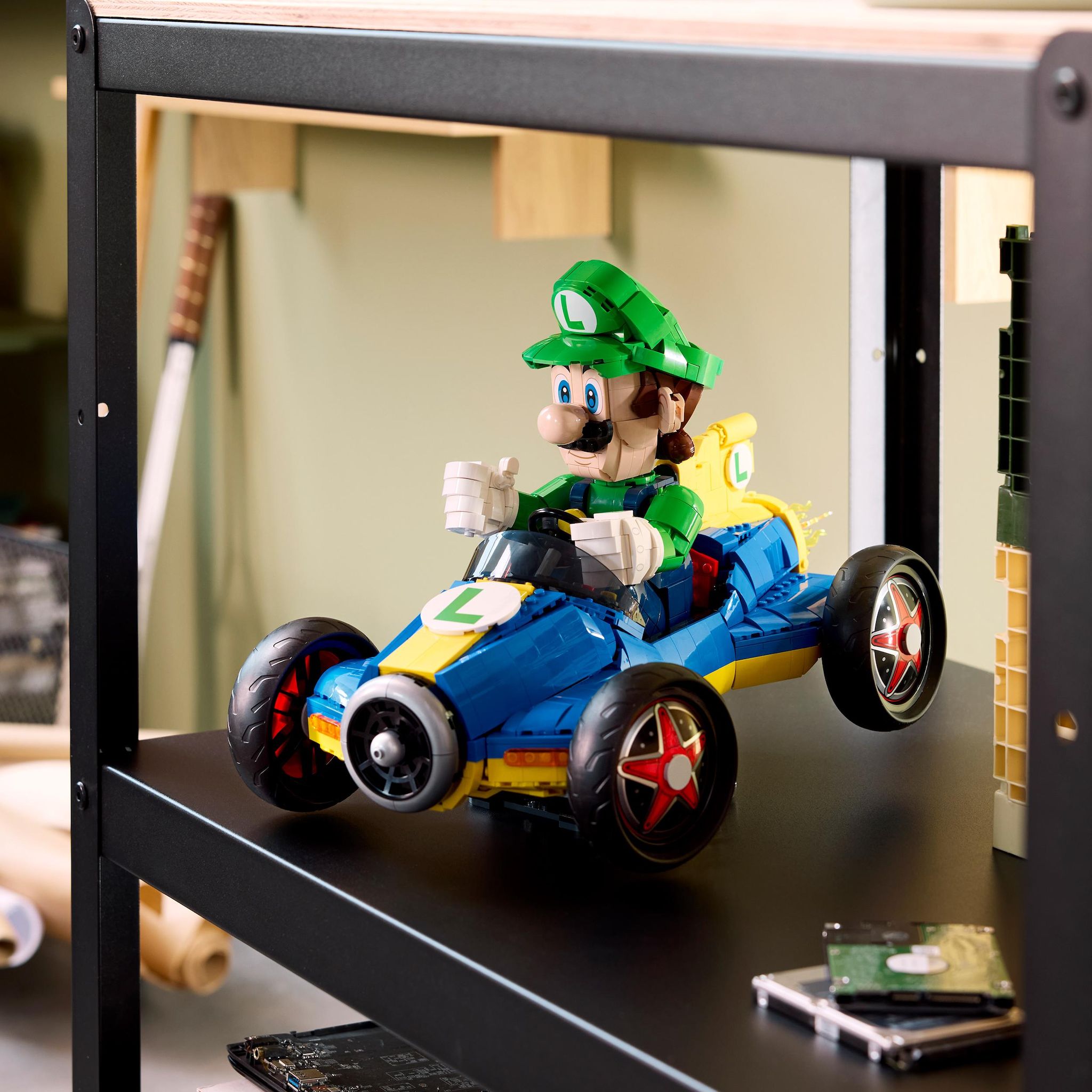 Voir la diapositive 4 : LEGO Super Mario 72050 - Luigi et Proto 8