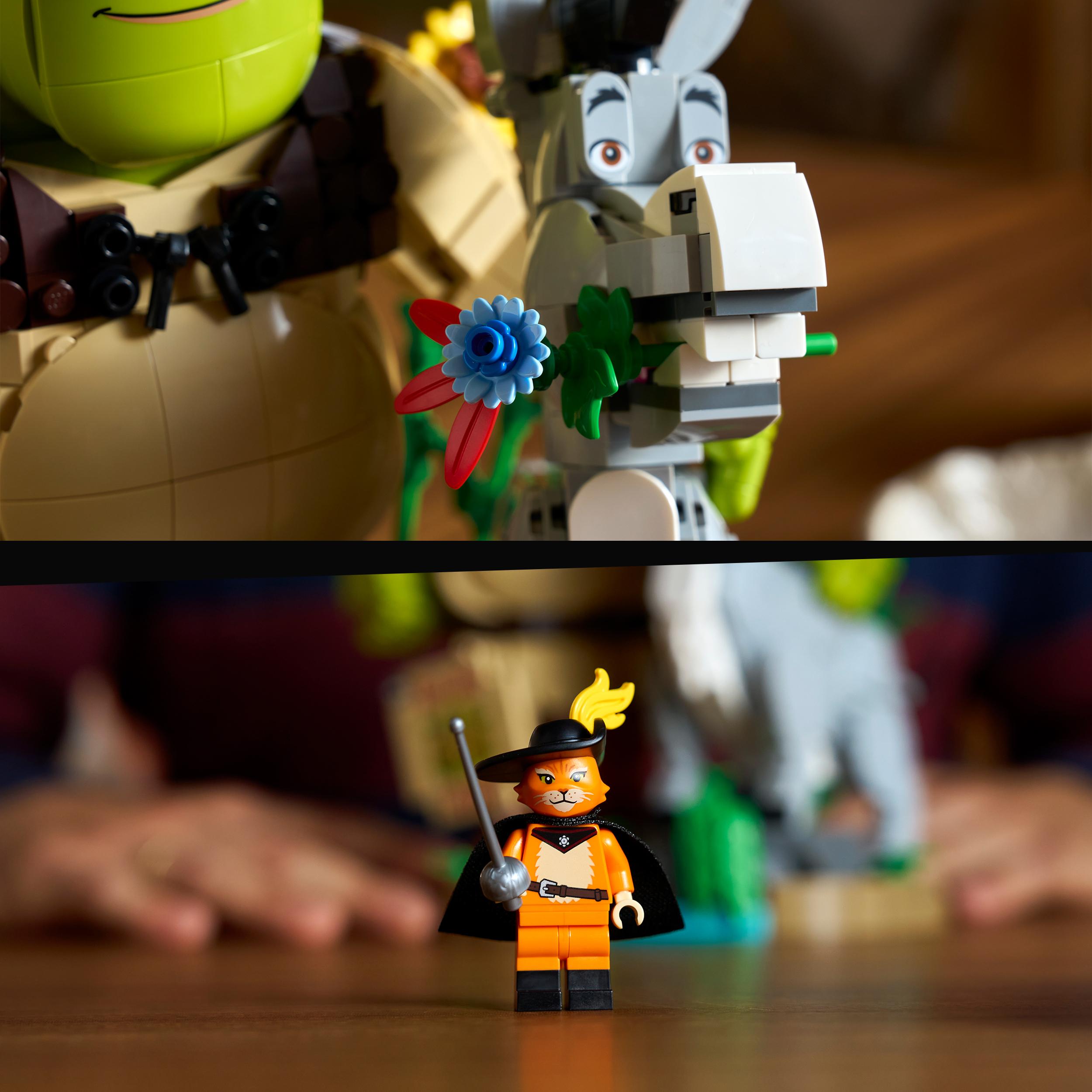 Voir la diapositive 6 : LEGO Icons 72423 - Shrek, l'Ane et le Chat Potté