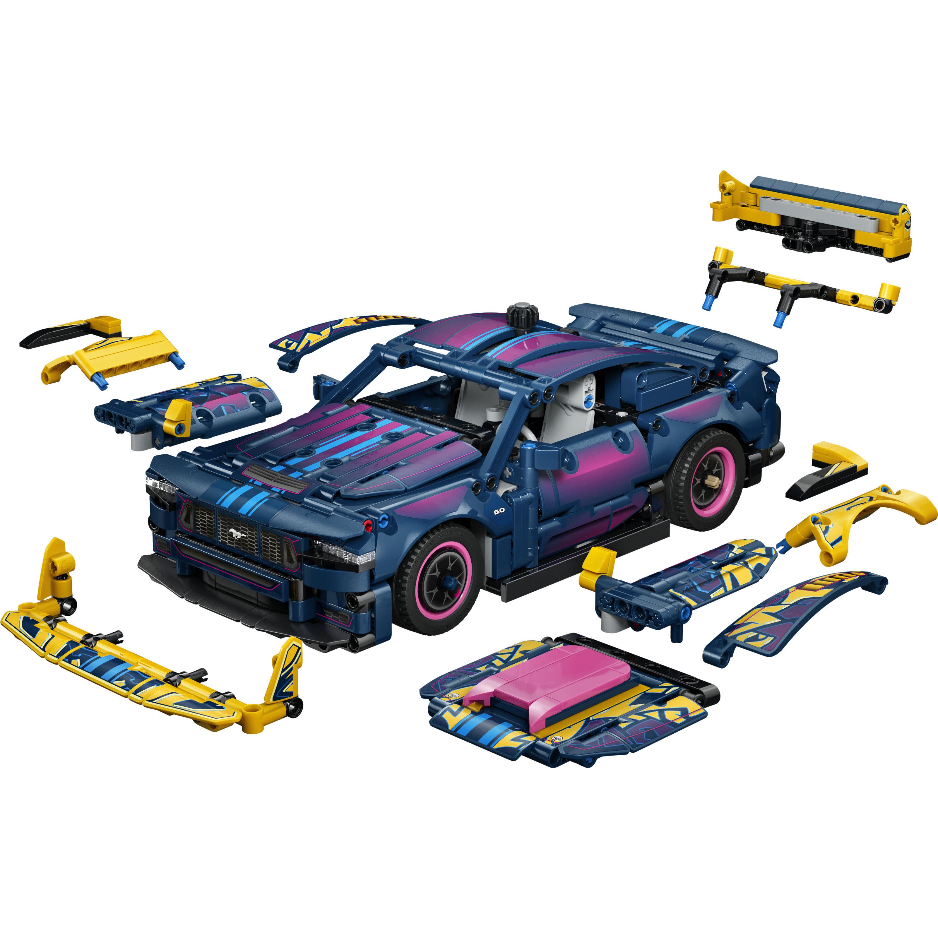 Voir la diapositive 2 : LEGO Technic 42236 - Voiture Ford Mustang GT à personnaliser
