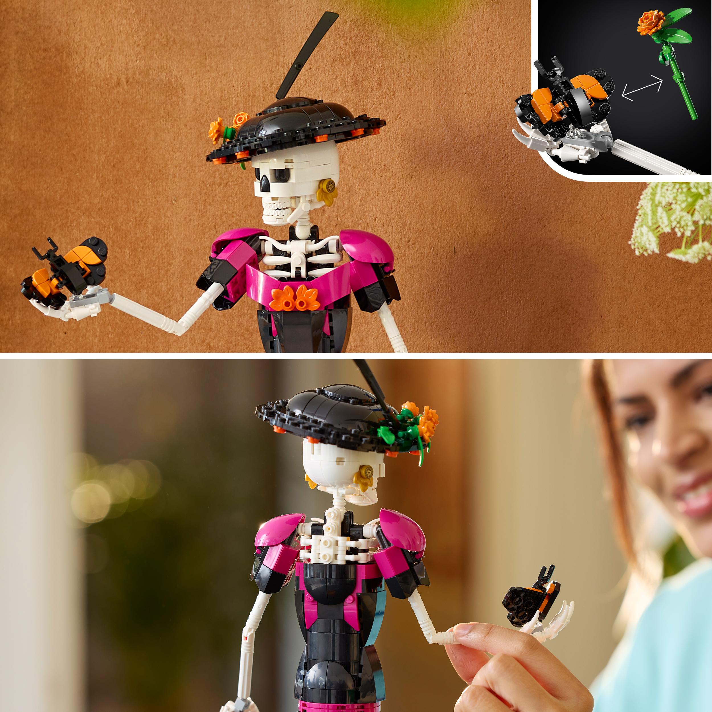 Voir la diapositive 5 : LEGO IDEAS 21372 - La Caterina Halloween