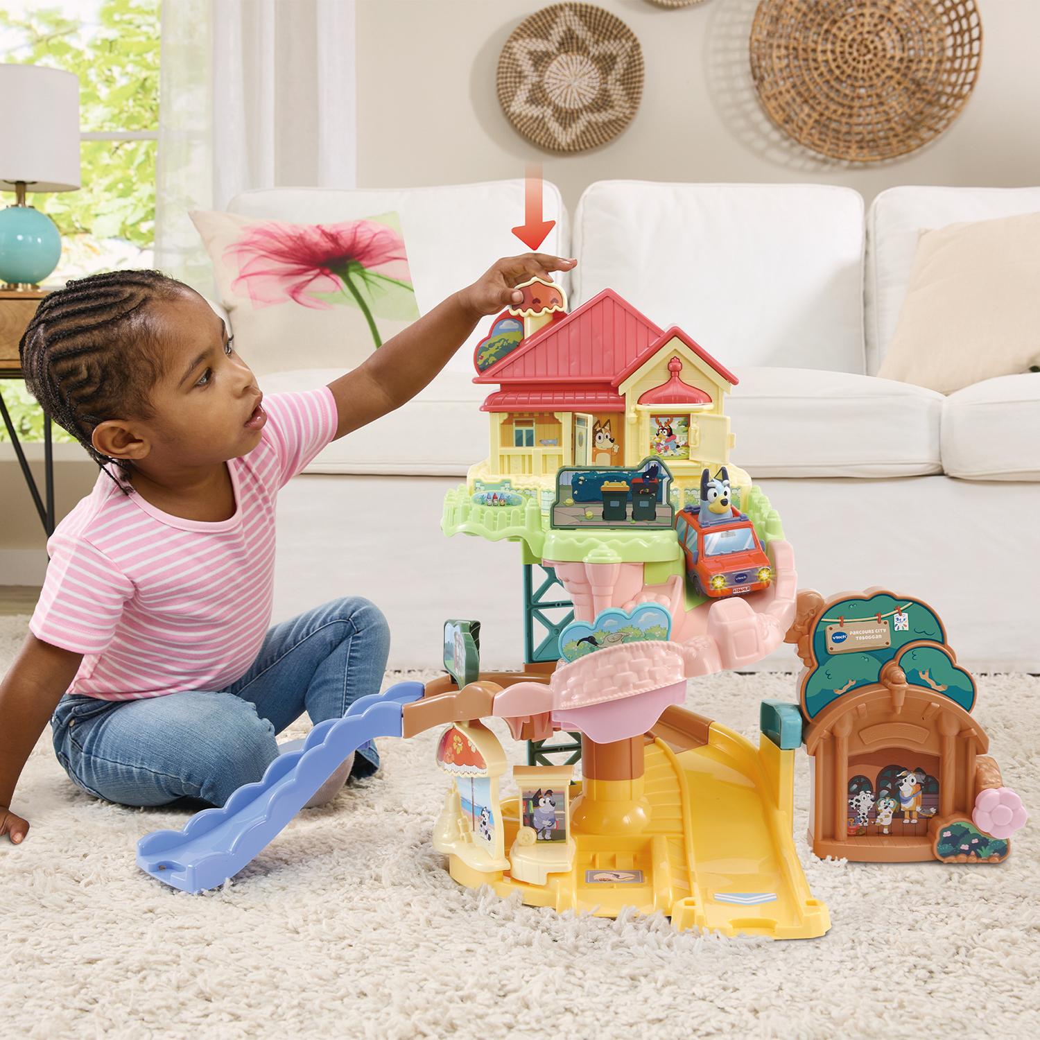 Voir la diapositive 6 : VTECH Parcours City Toboggan Bluey Tut Tut Bolides